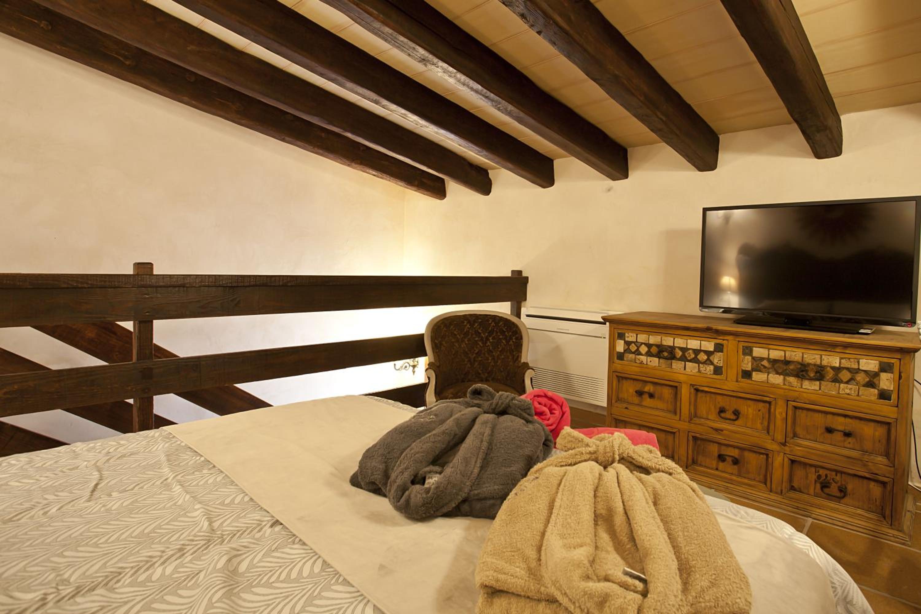 Deluxe Double Room photo 2