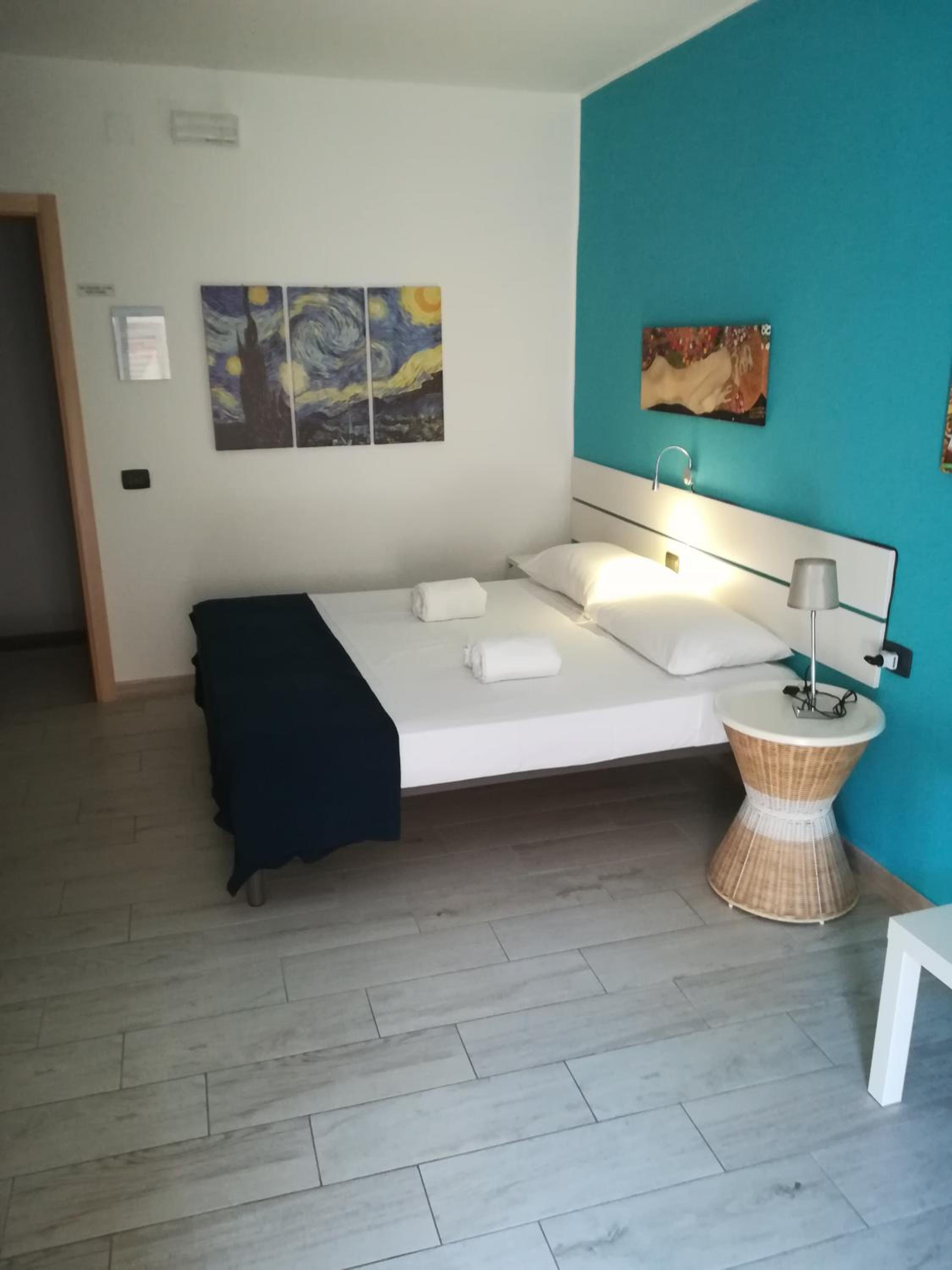 Twin Room with Balcony photo 1
