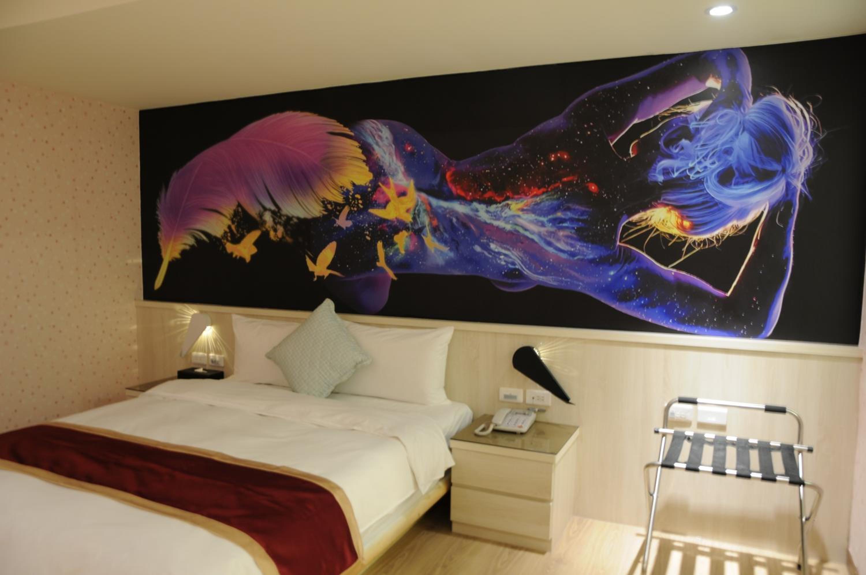Standard Double Room - Photo 7