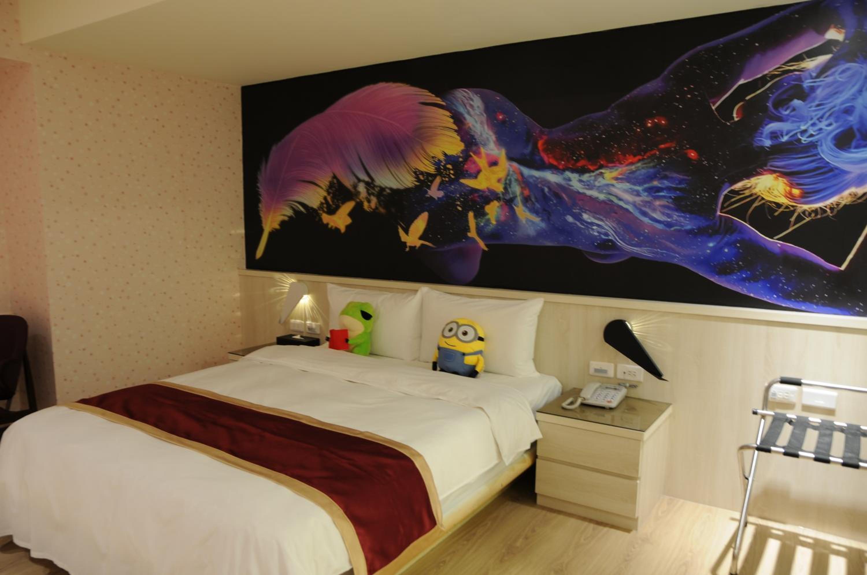Standard Double Room - Photo 8