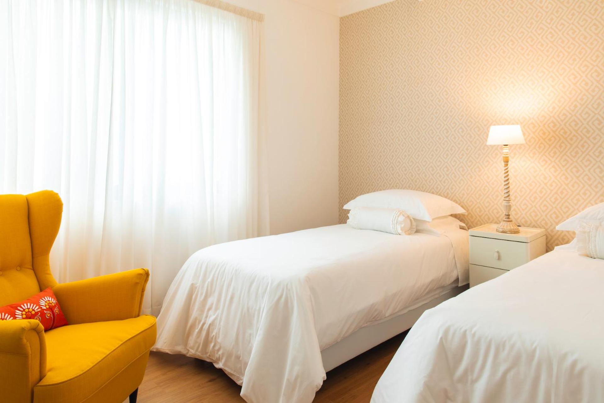 Double or Twin Room - Photo 4