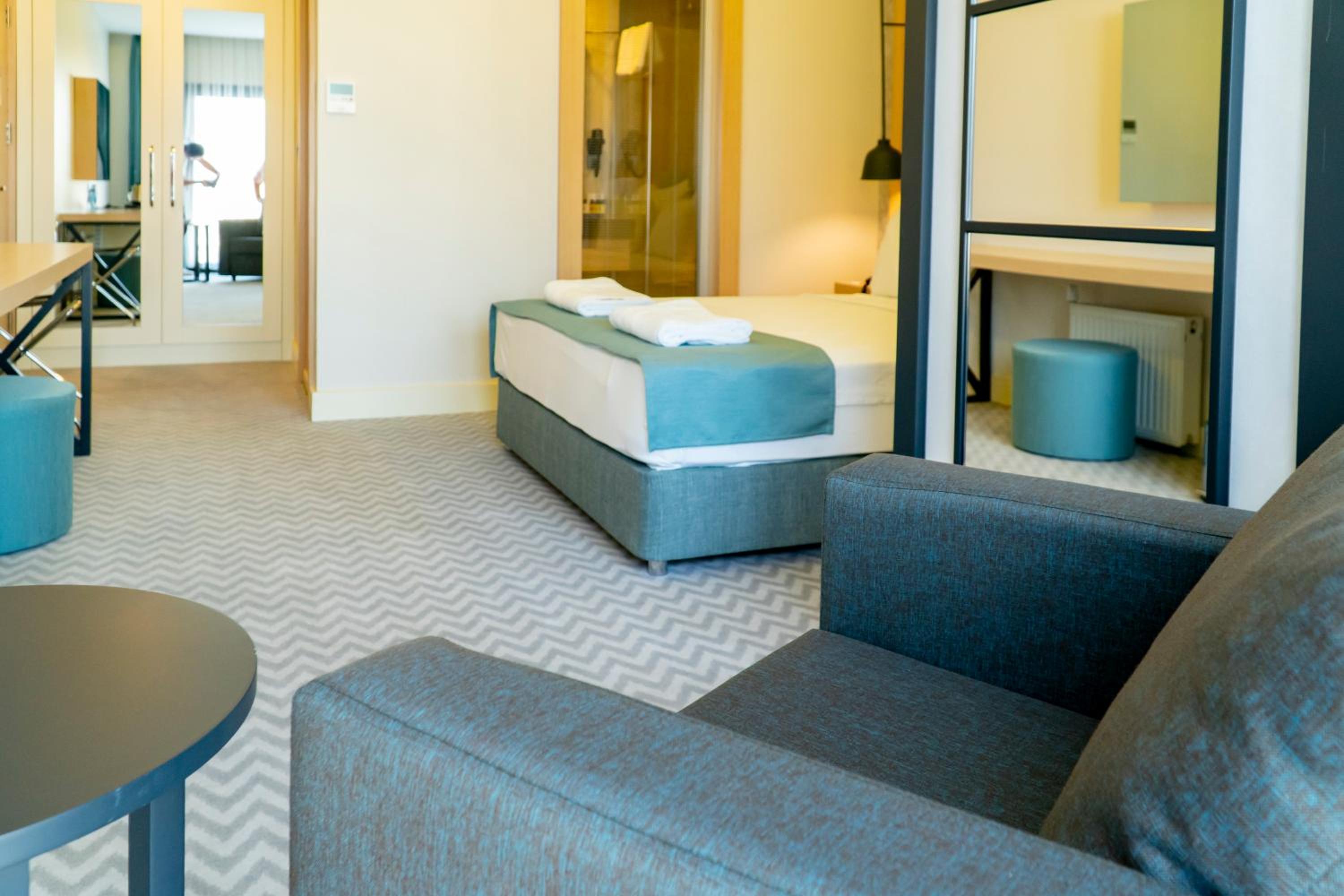 Suite - Photo 2