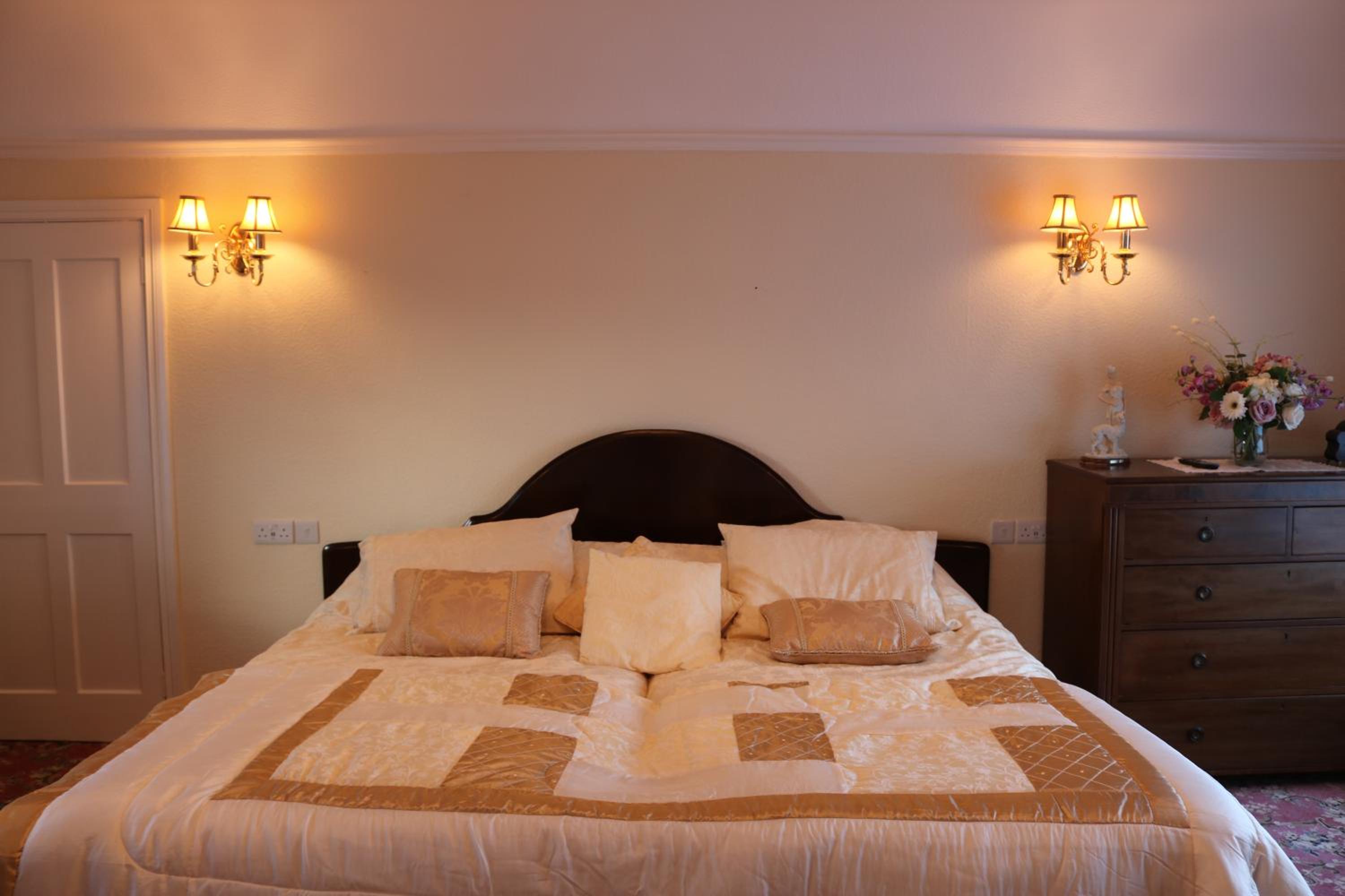 Standard Twin Room with Sea View