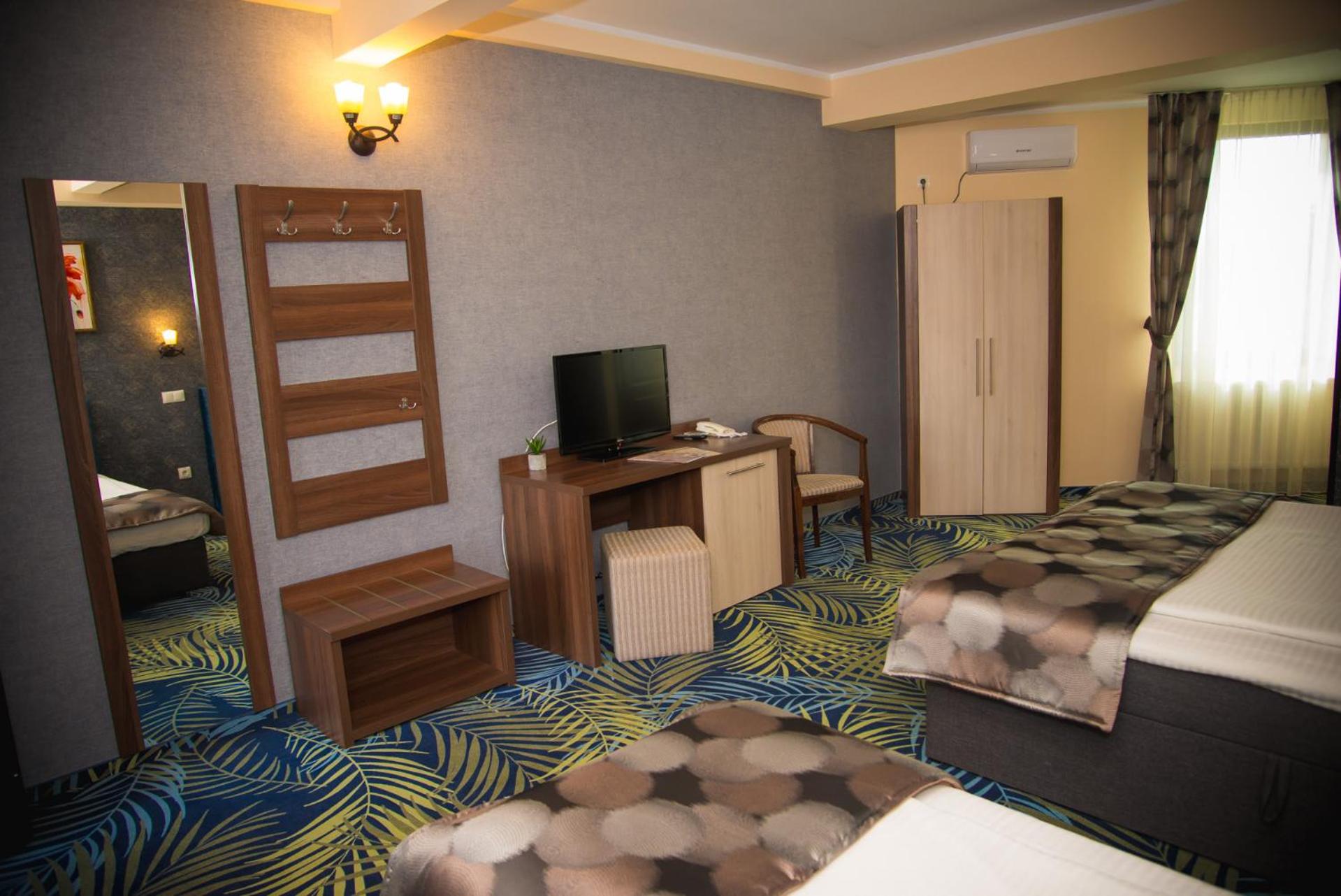 Triple Room - Photo 22