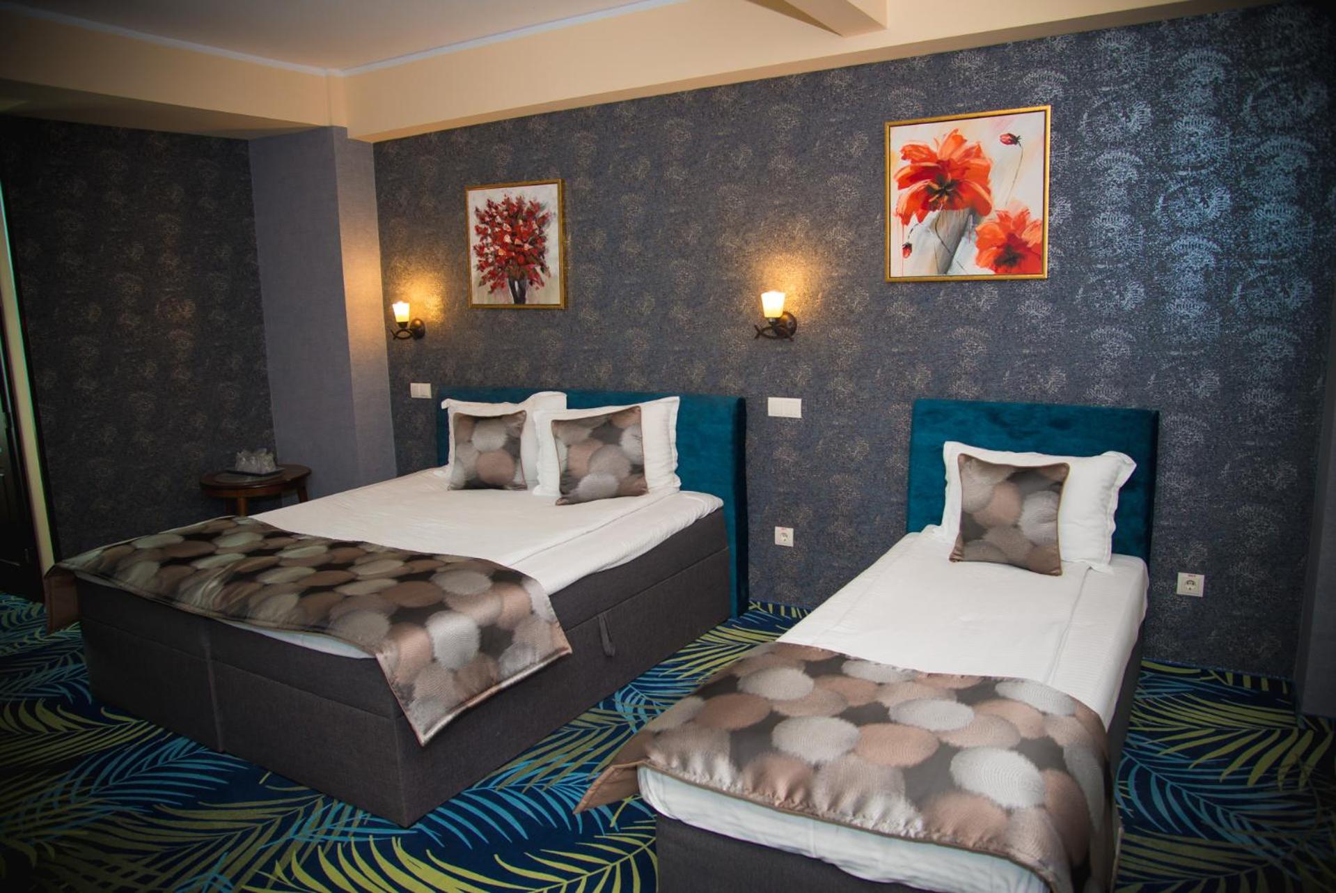 Triple Room - Photo 11