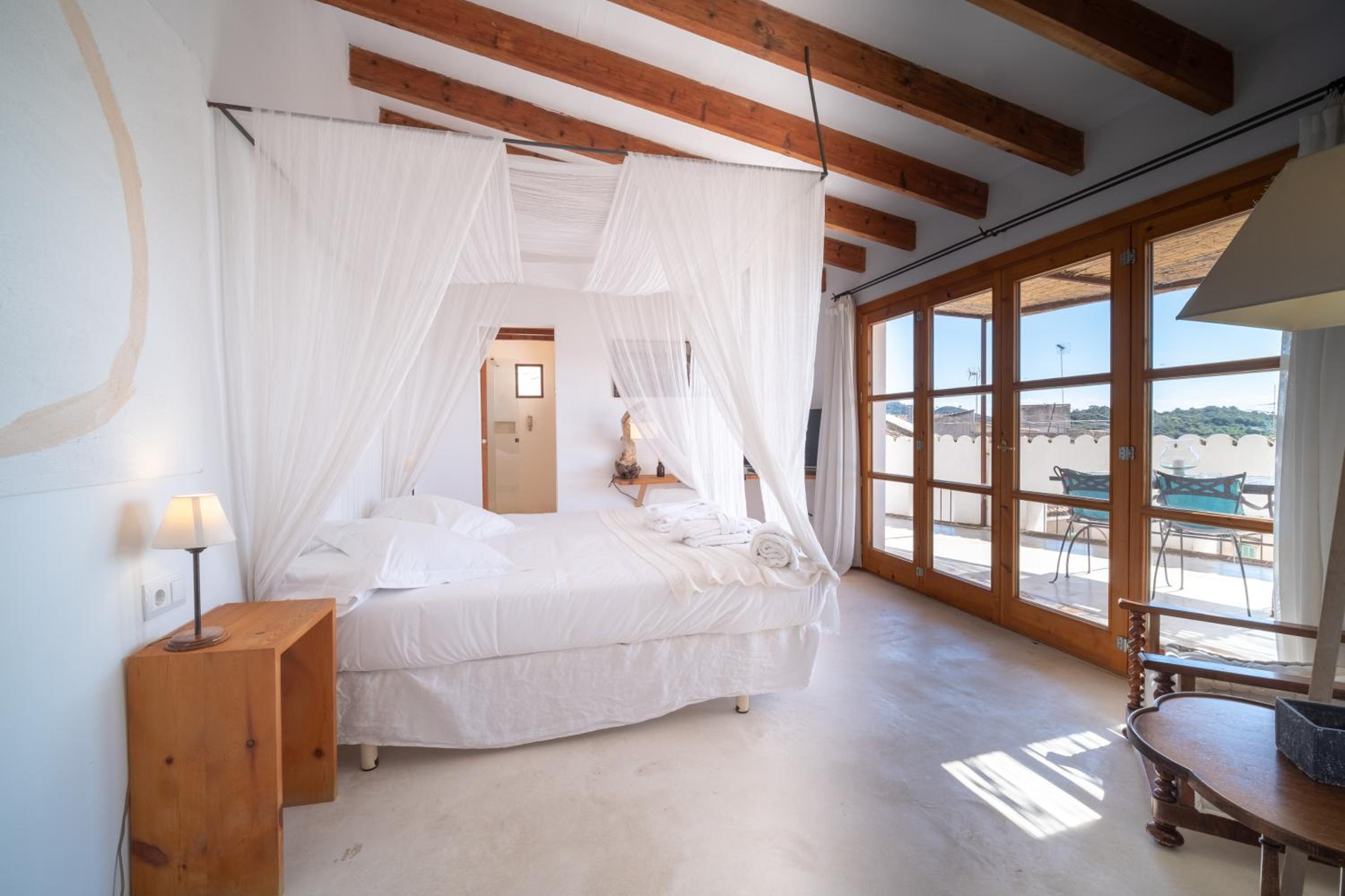 Suite Dúplex con terraza y vistas al mar