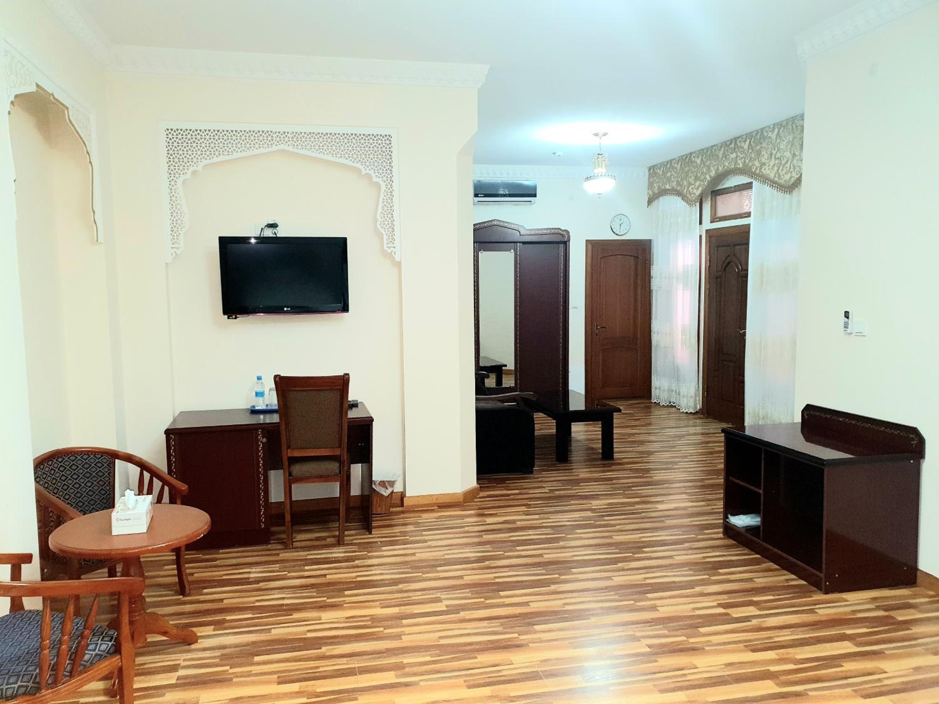 Large Twin Room photo 3