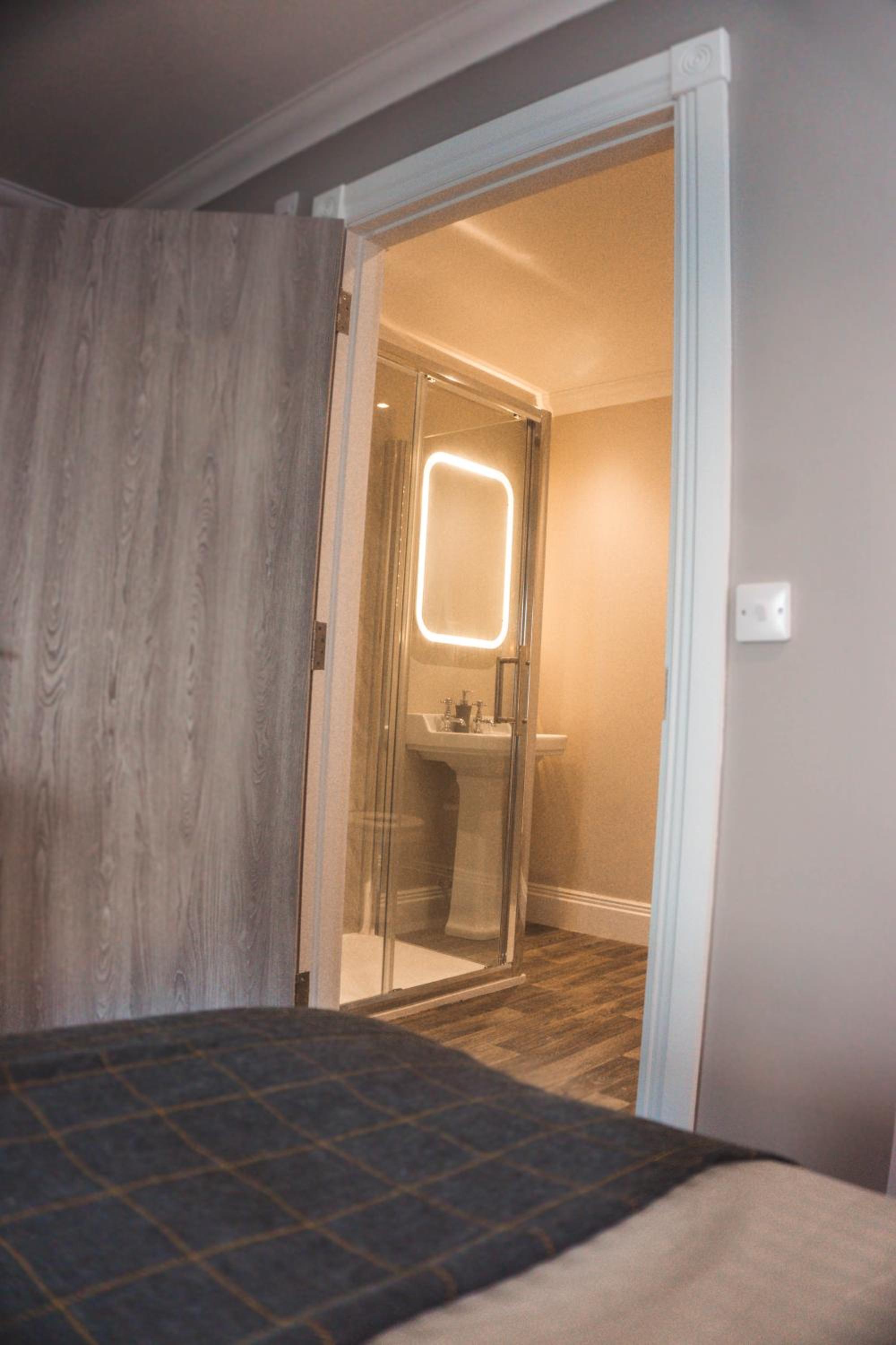 Deluxe Triple Room photo 2