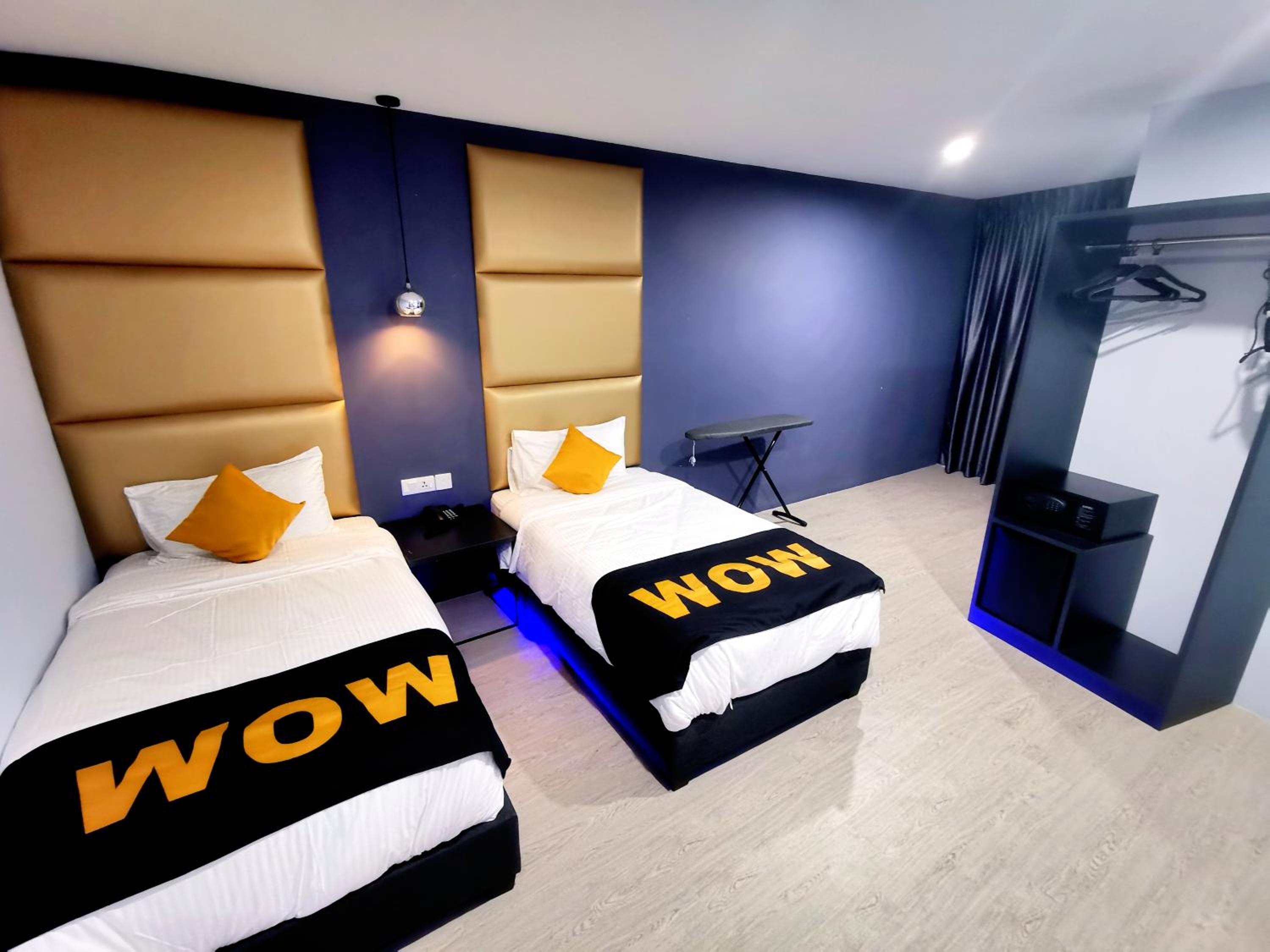 Standard Twin Room - Photo 2
