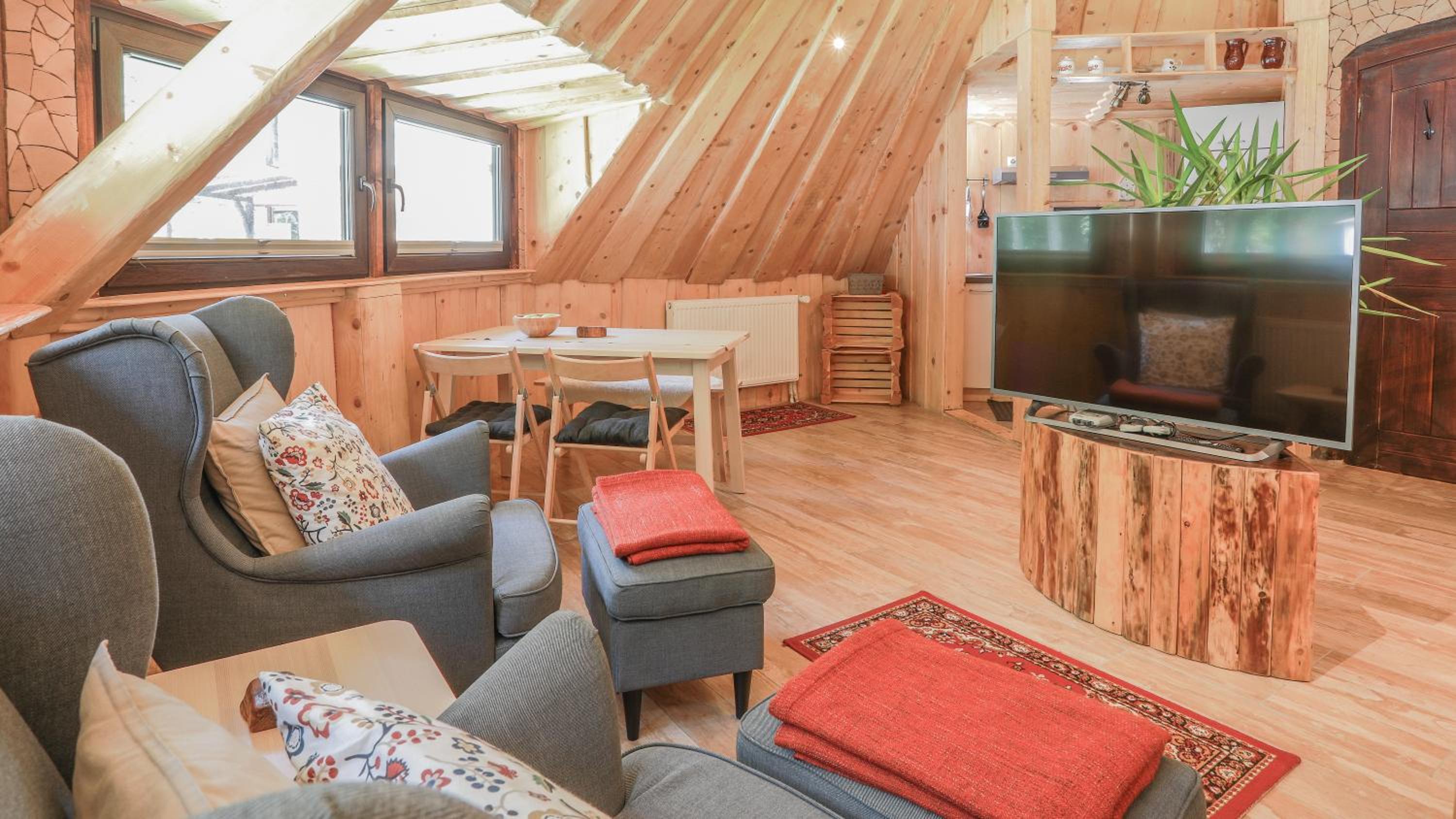 Comfort Bungalow with Patio