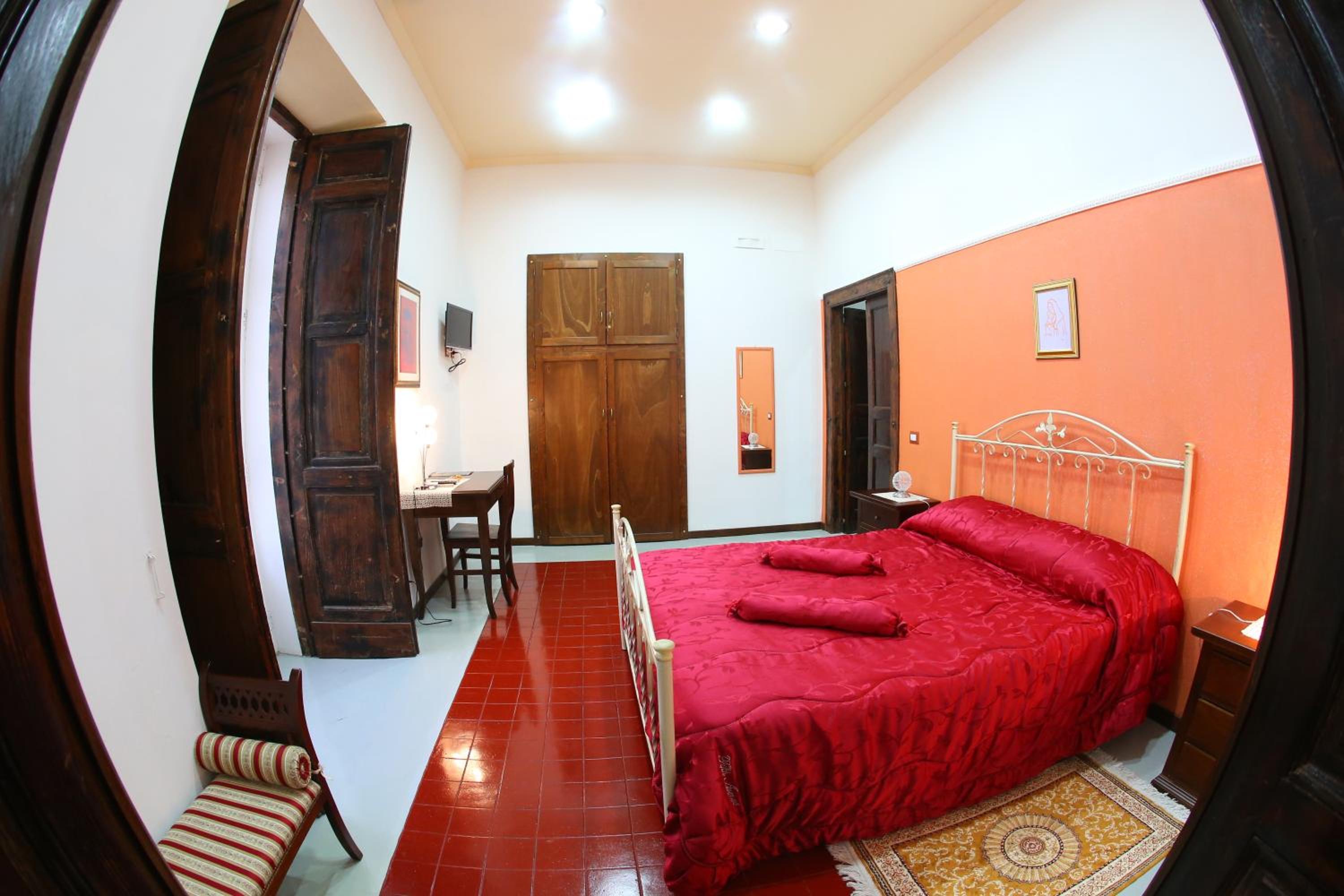 Suite with Balcony photo 1