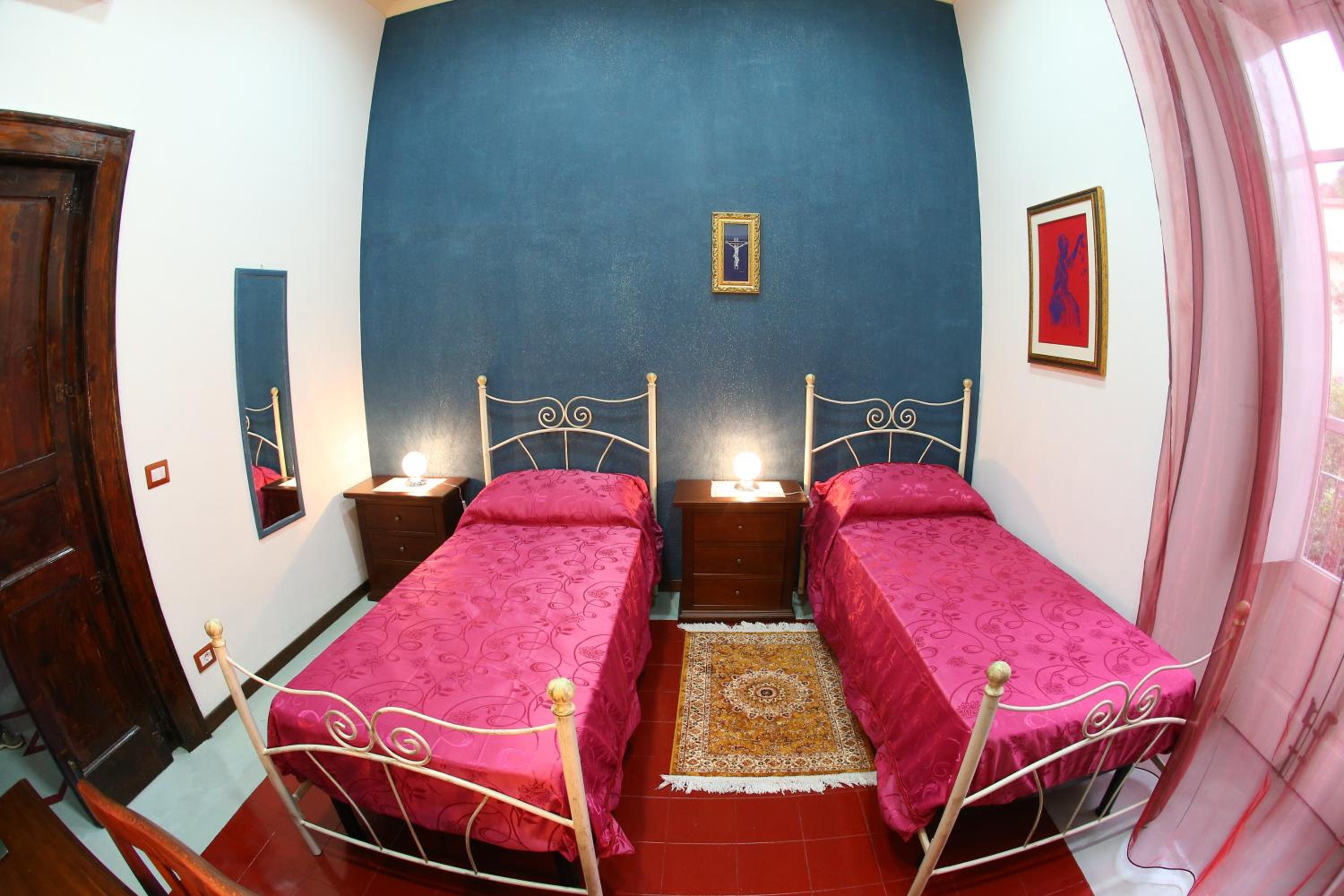 Twin Room with Balcony photo 1