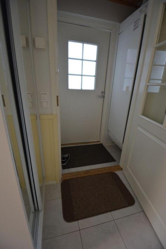 One-Bedroom Apartment - Photo 10