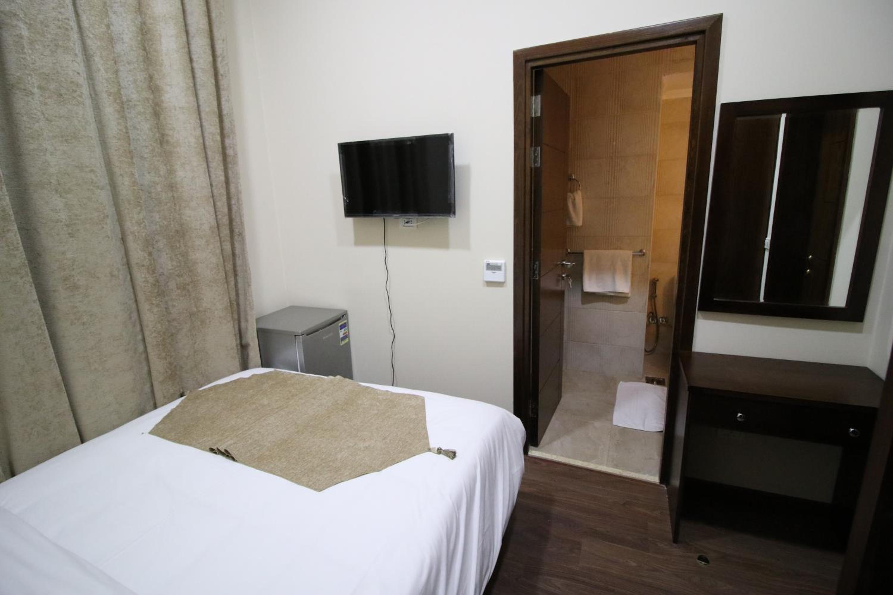 Superior Double Room - Photo 1
