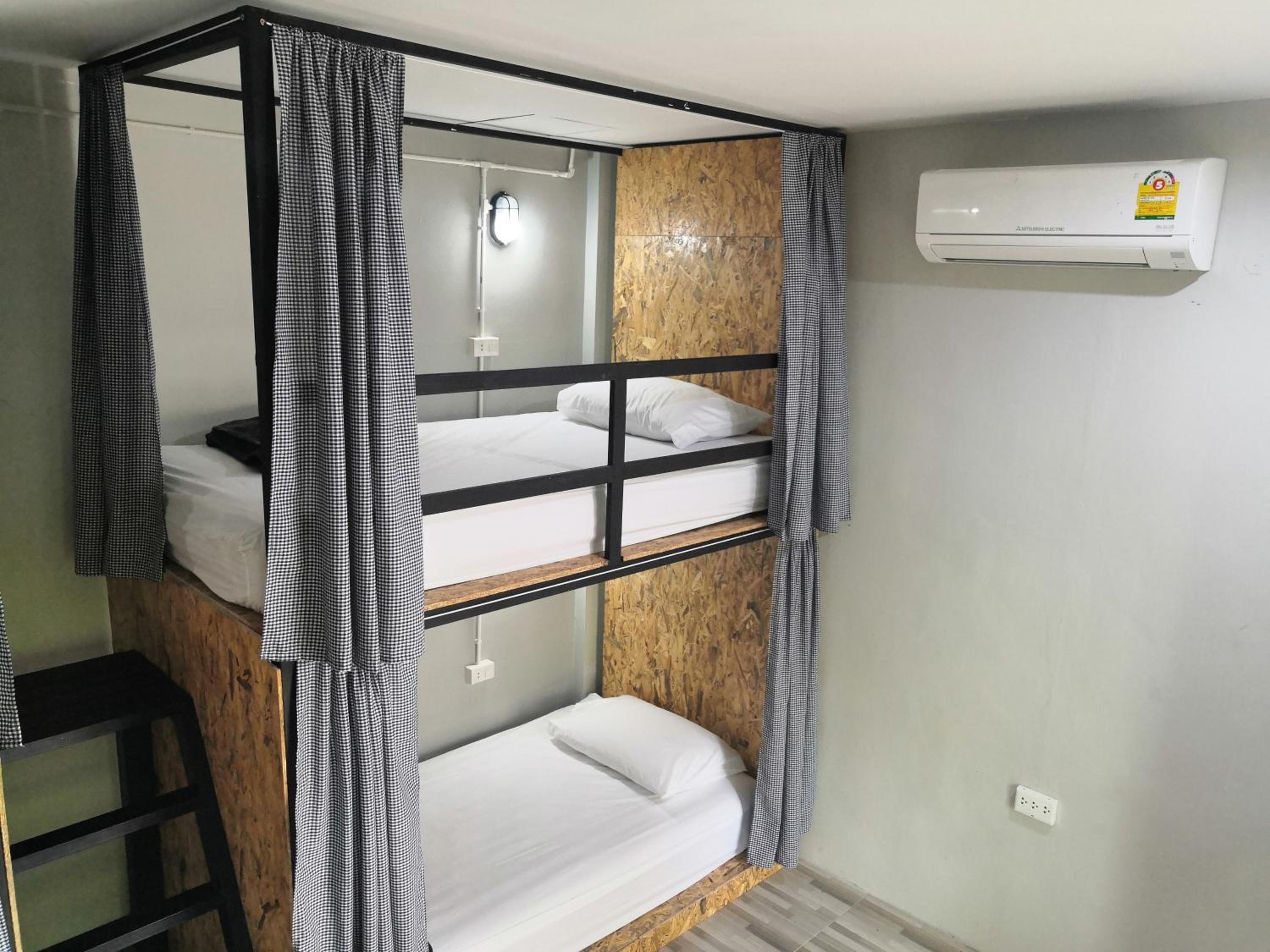 Bunk Bed in Female Dormitory Room   photo 1