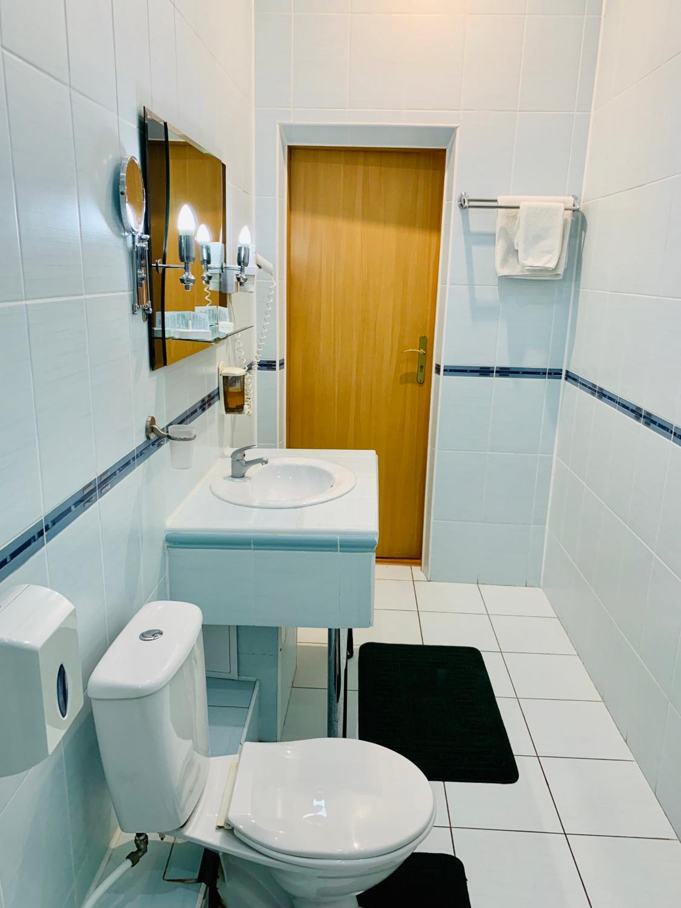 Suite with City View photo 2