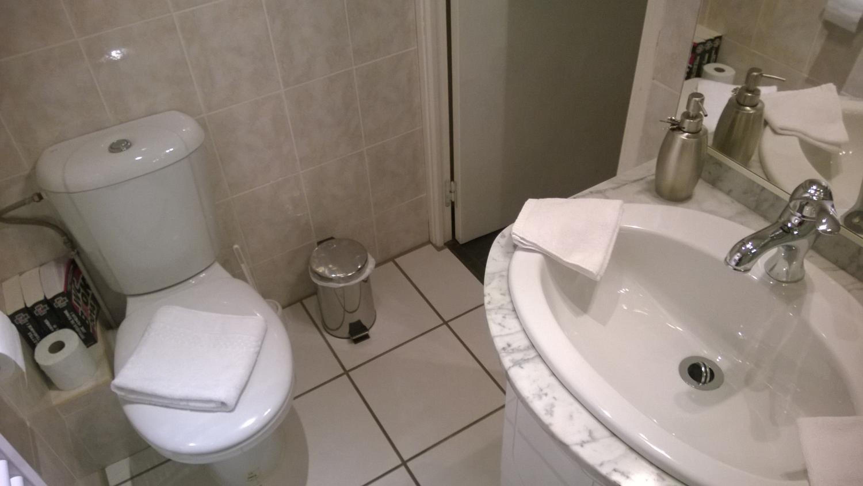 Triple Room with Bathroom photo 1