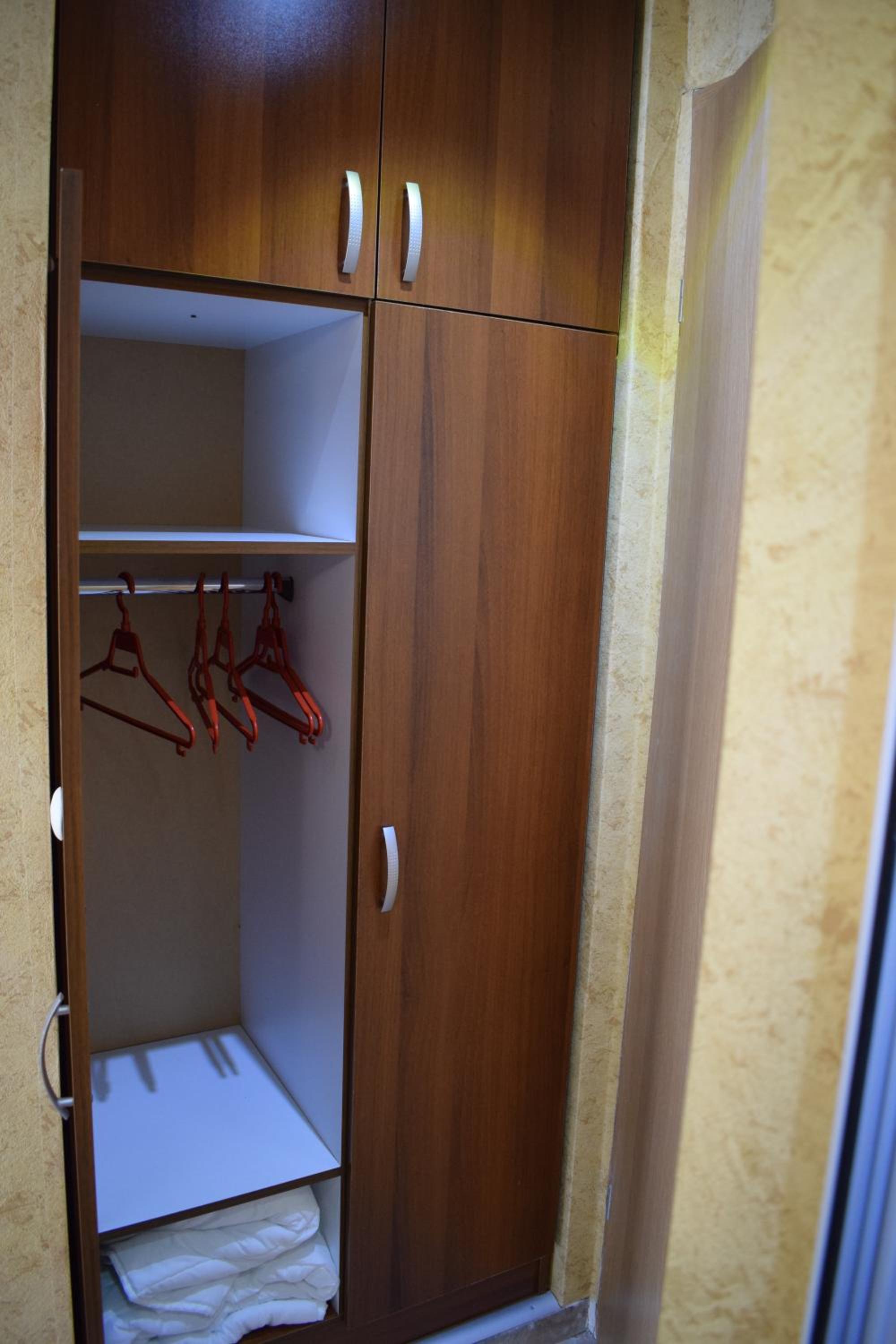 Family Double or Twin Room - Photo 13