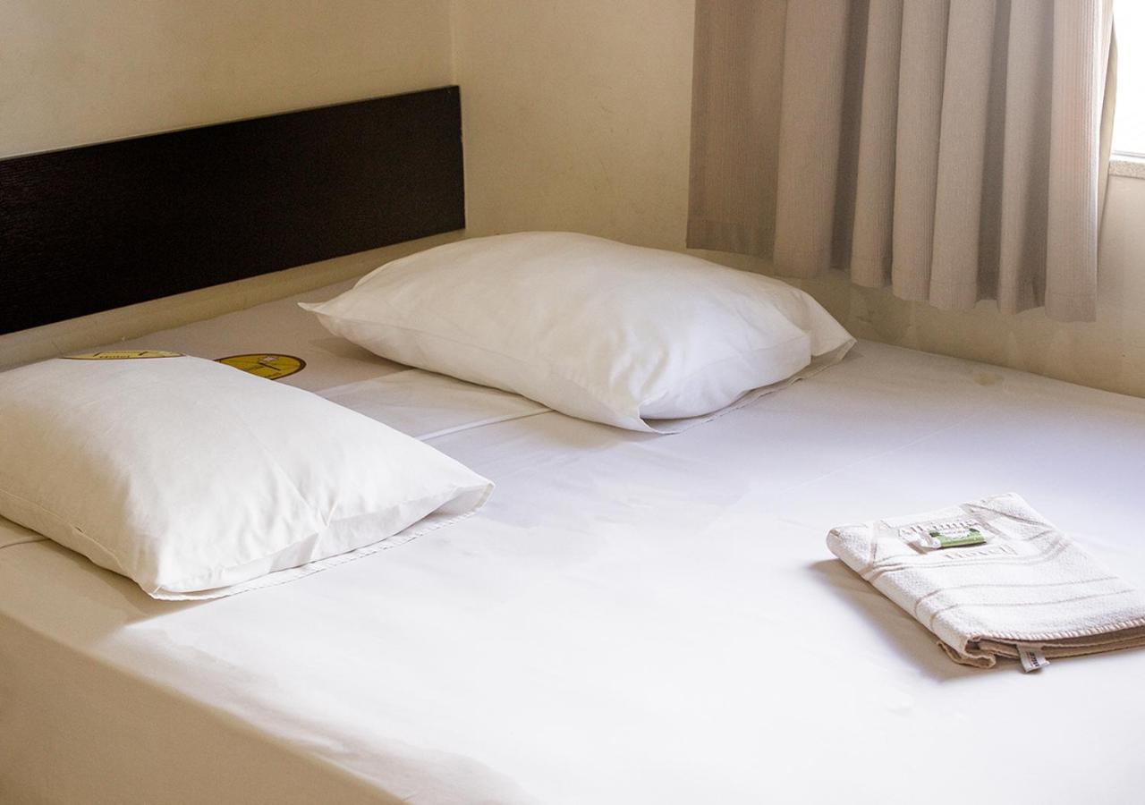 Economy Triple Room photo 3