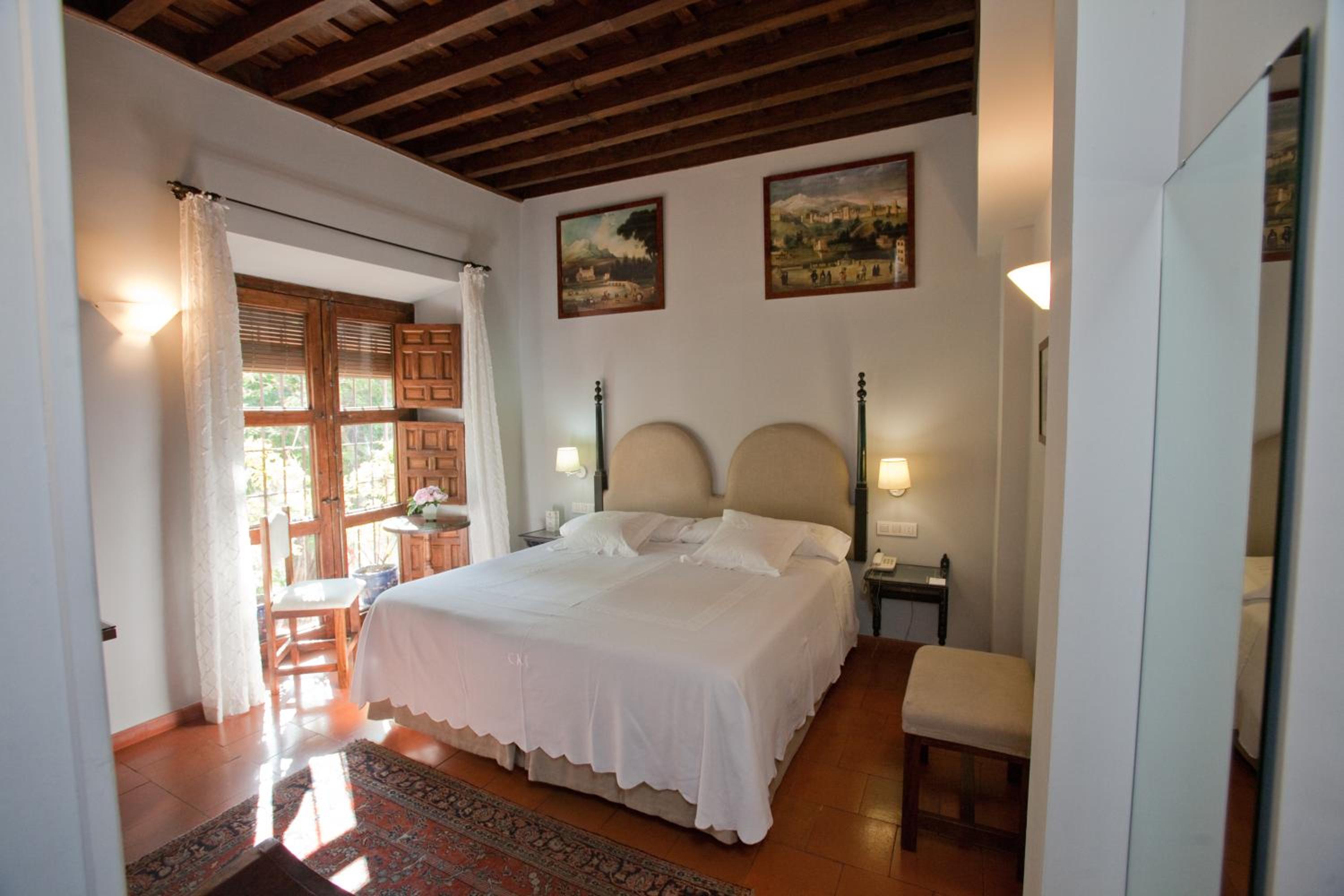 Superior Double or Twin Room with lateral Alhambra view - Photo 11
