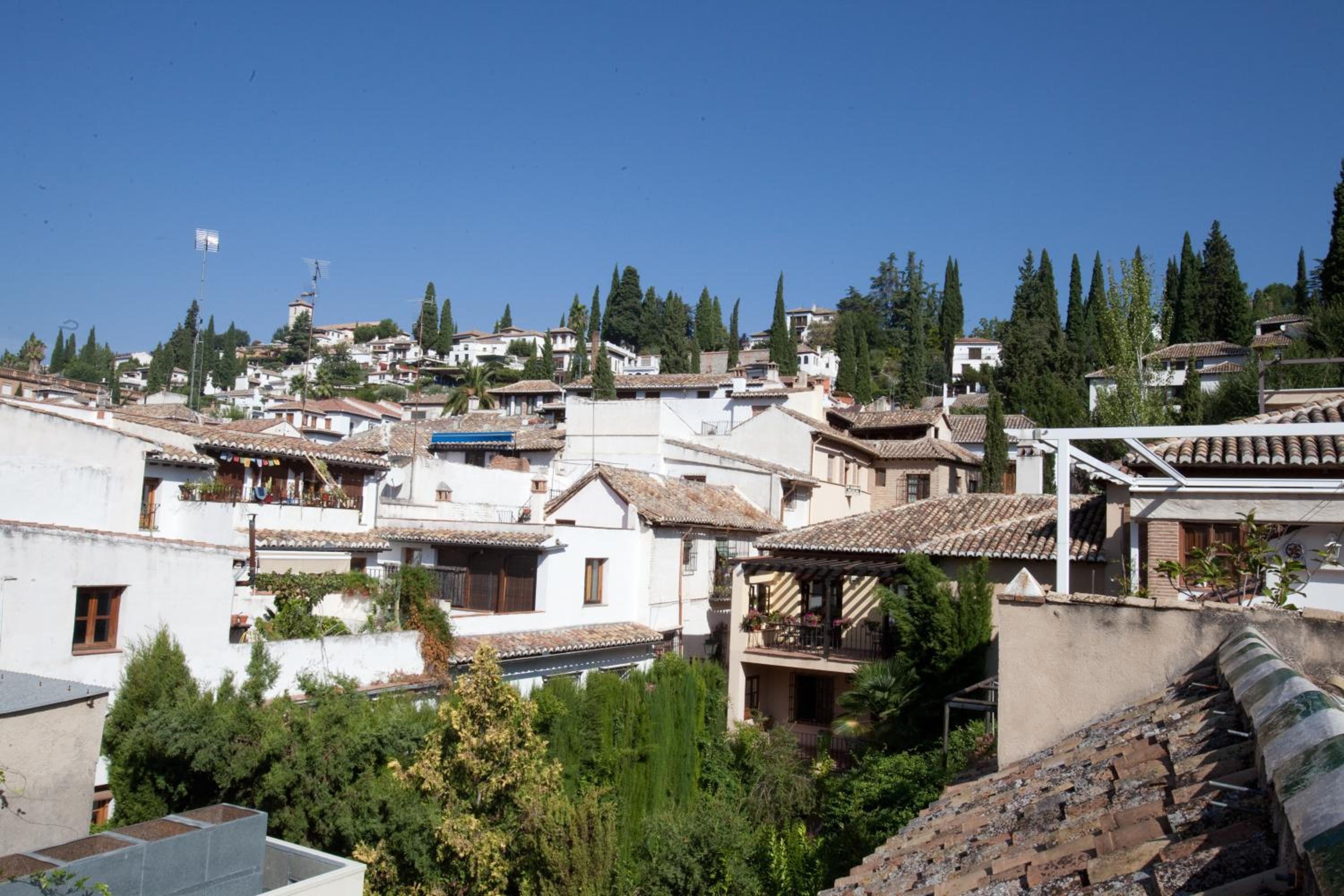 Superior Double or Twin Room with lateral Alhambra view - Photo 10