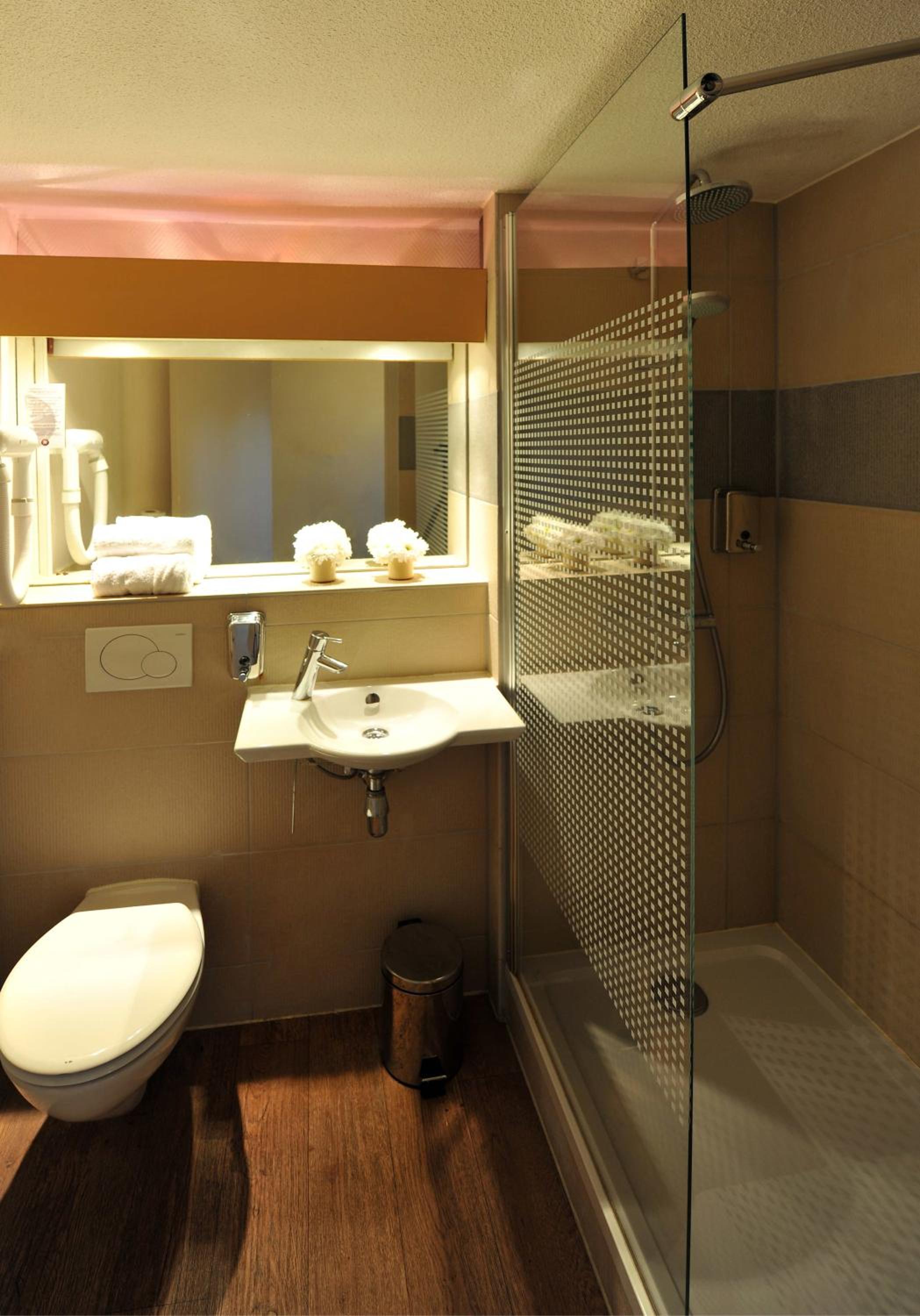 Comfort Double Room - Photo 9