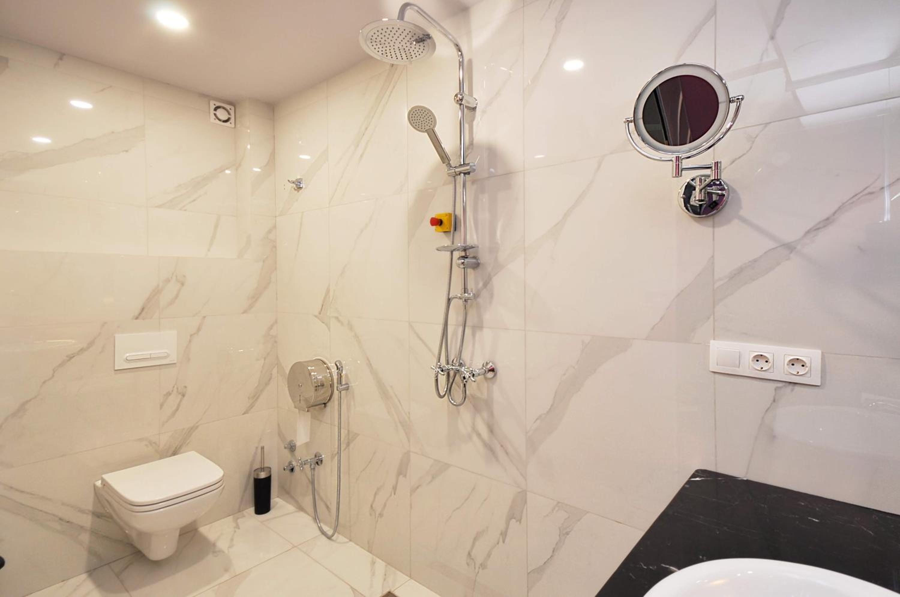 Small Double Room - Photo 13