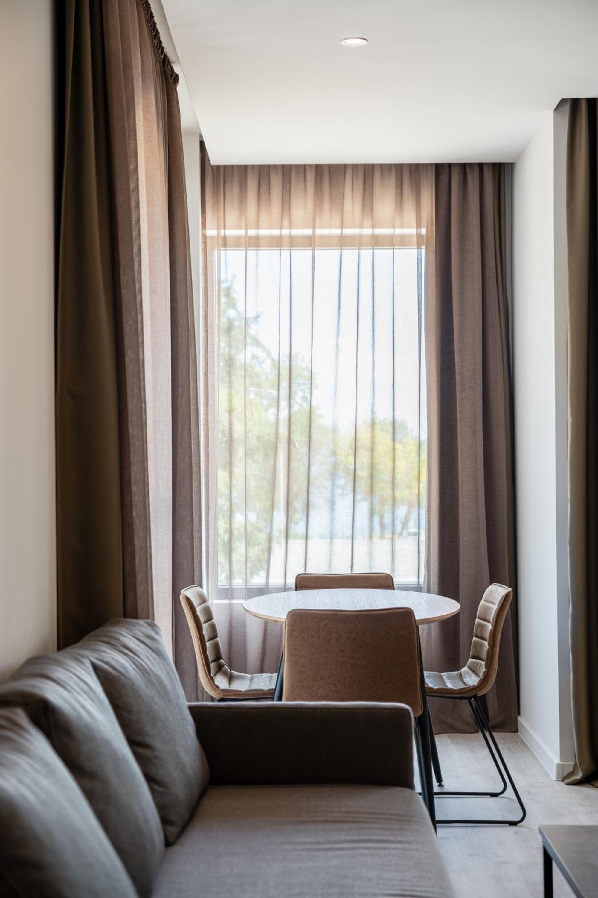 Two-Bedroom Apartment - Photo 3