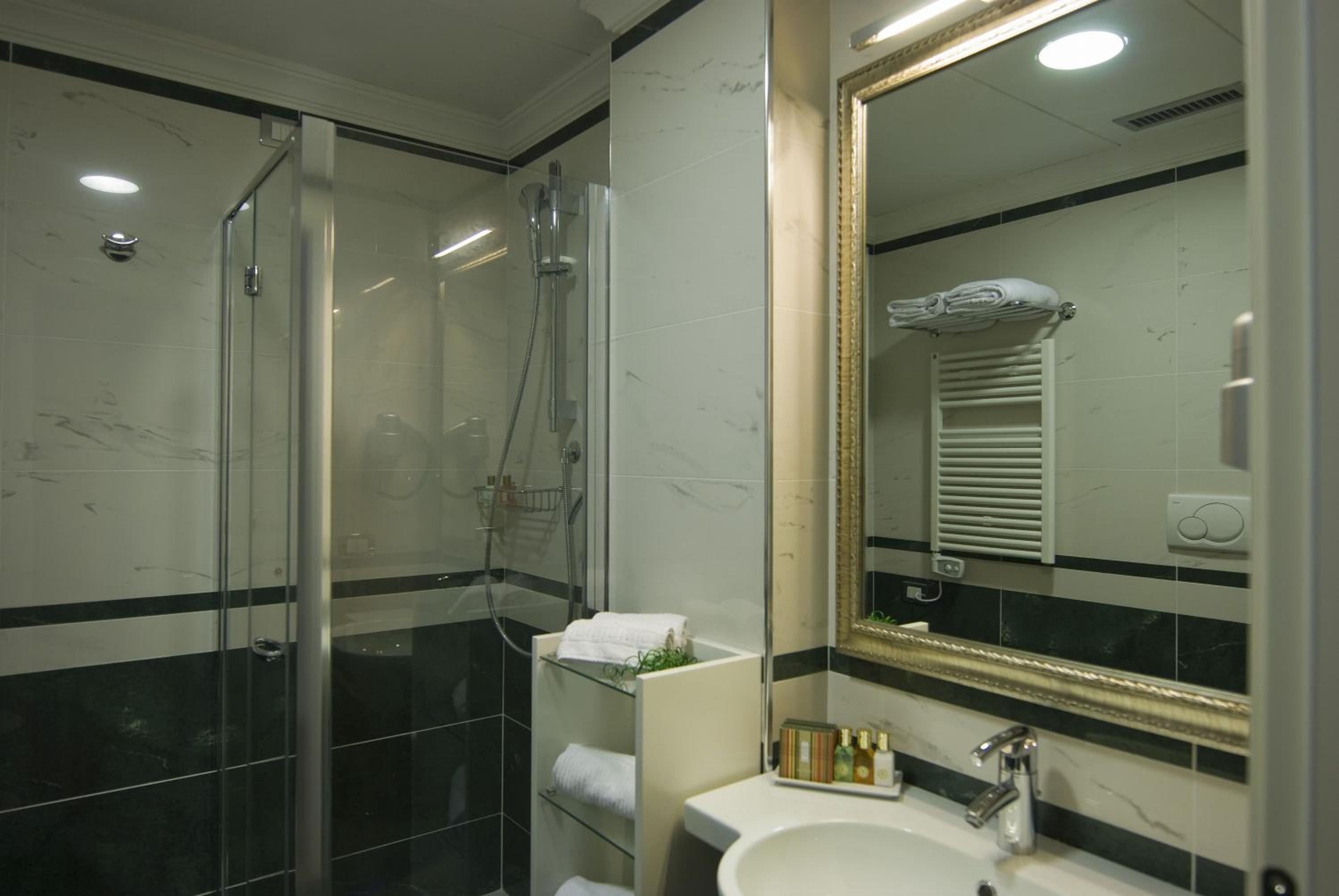 Comfort Double or Twin Room - Photo 4
