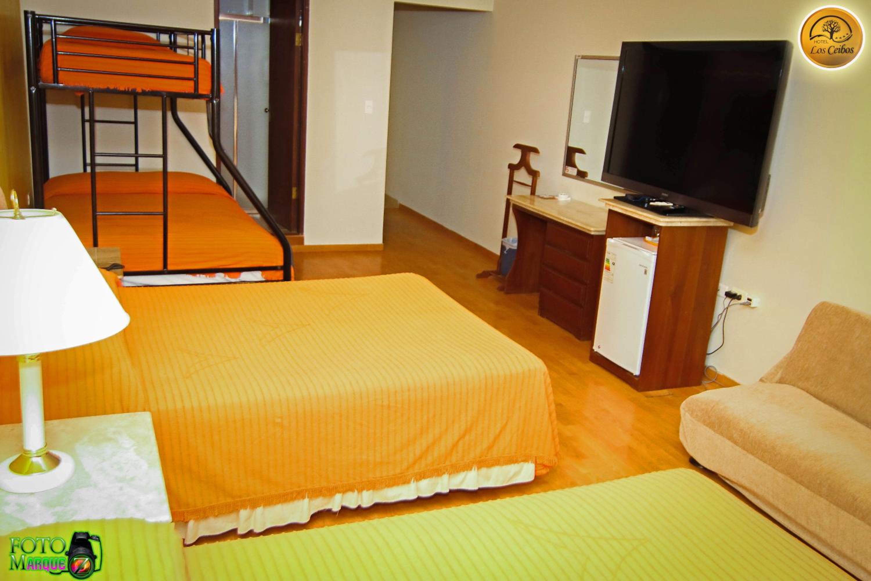 Family Room (5 Adults)