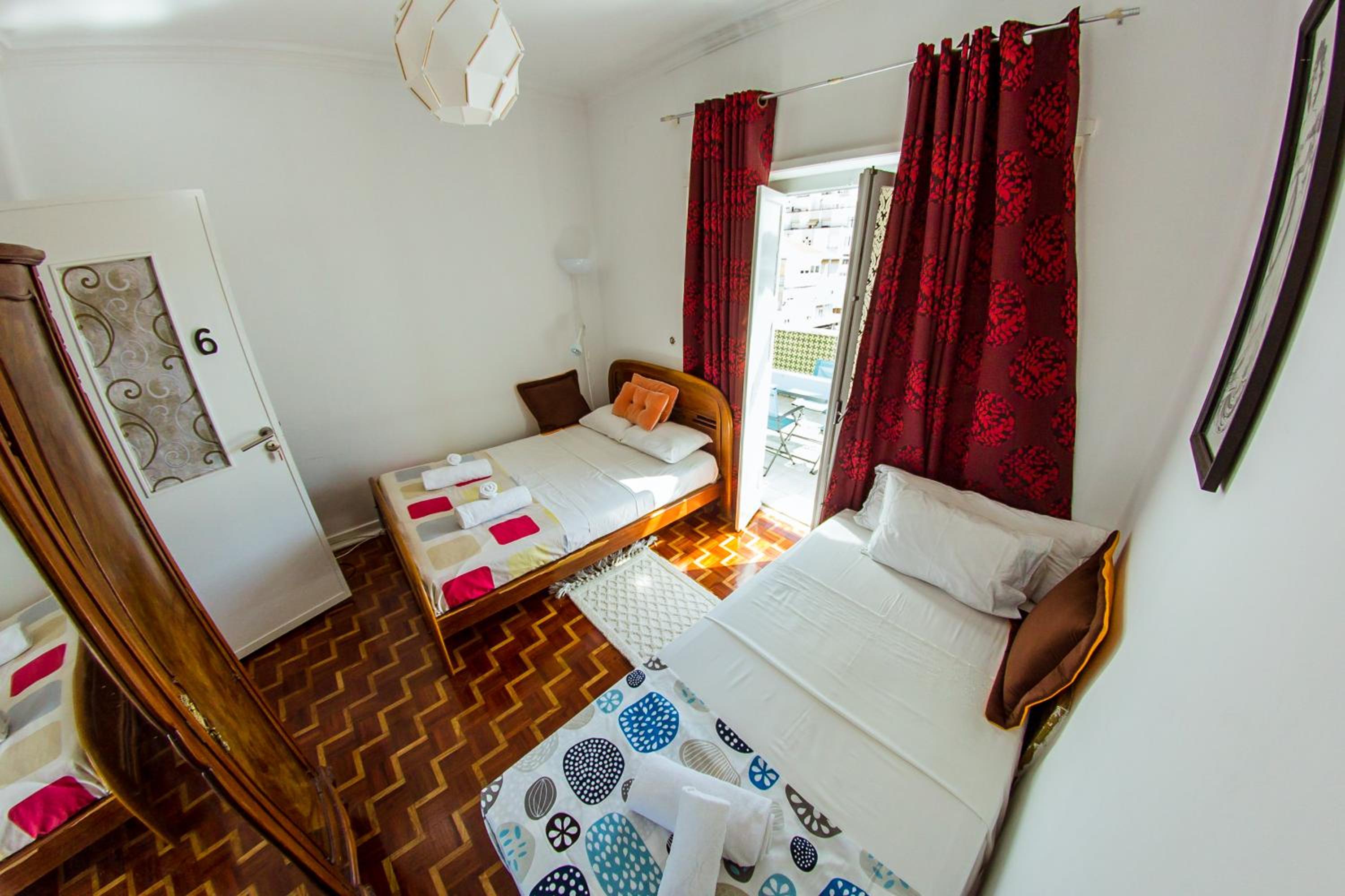 Budget Triple Room - Photo 1