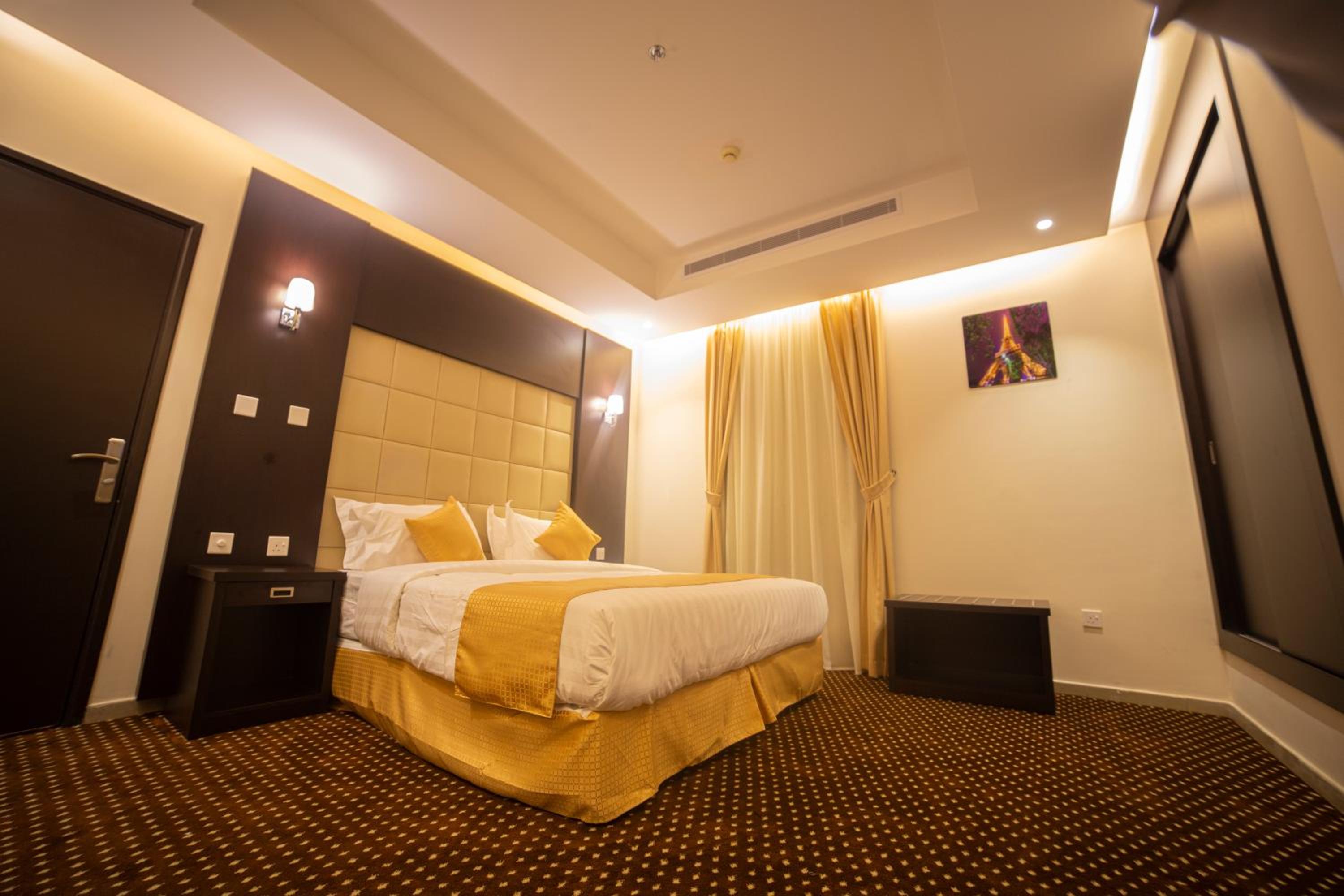 One-Bedroom Suite