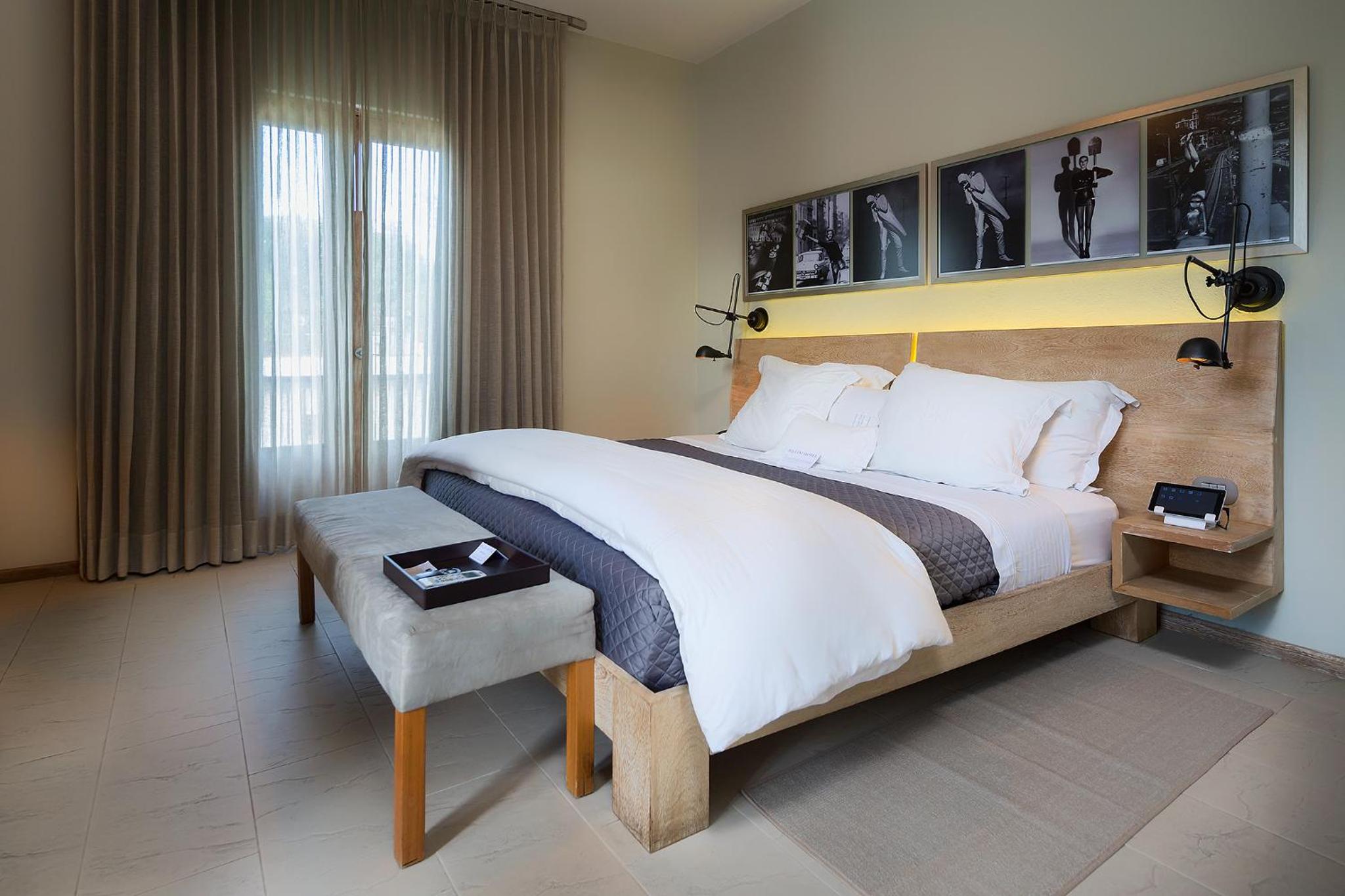 Terrace Executive Suite