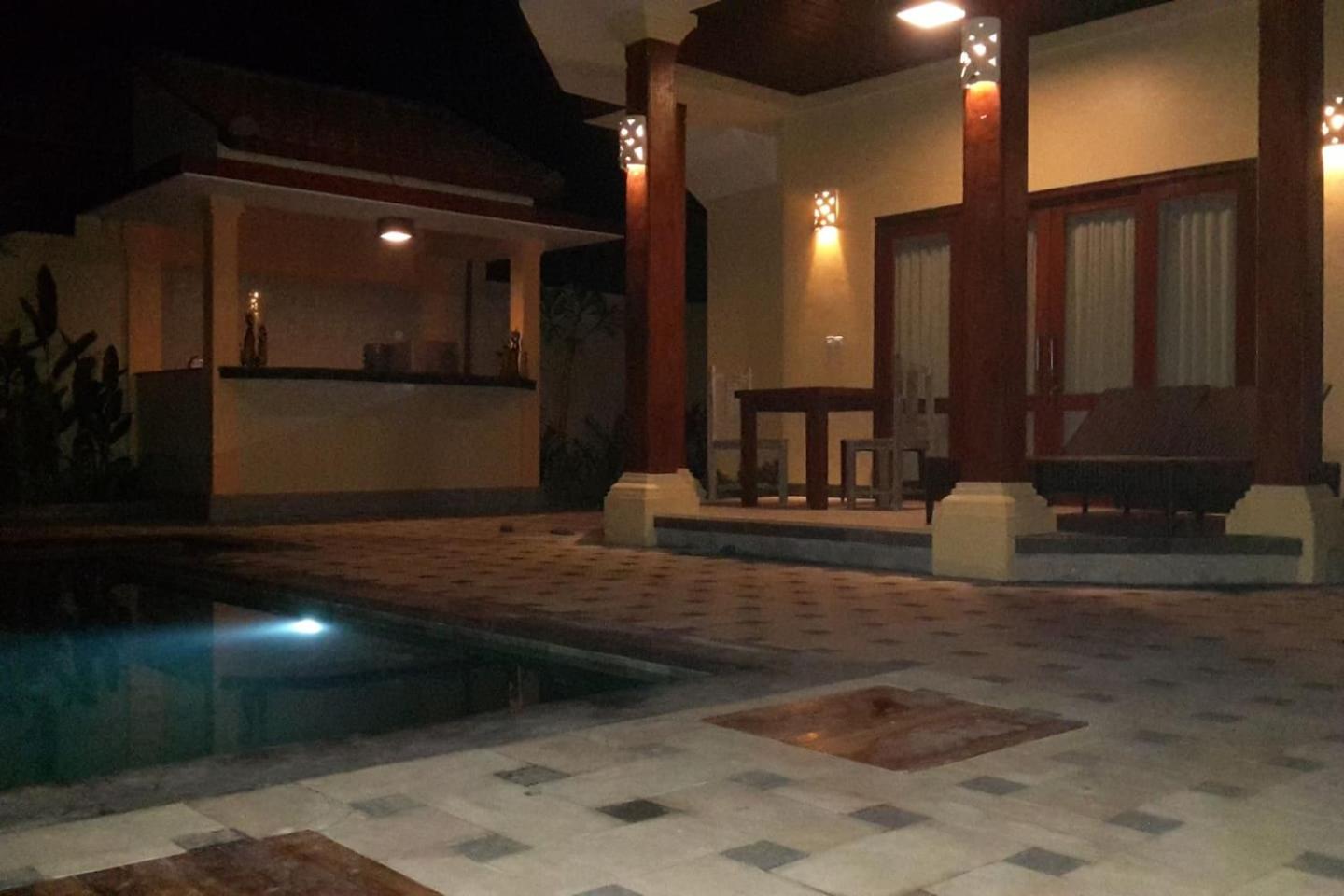 Villa with Private Pool - Photo 43