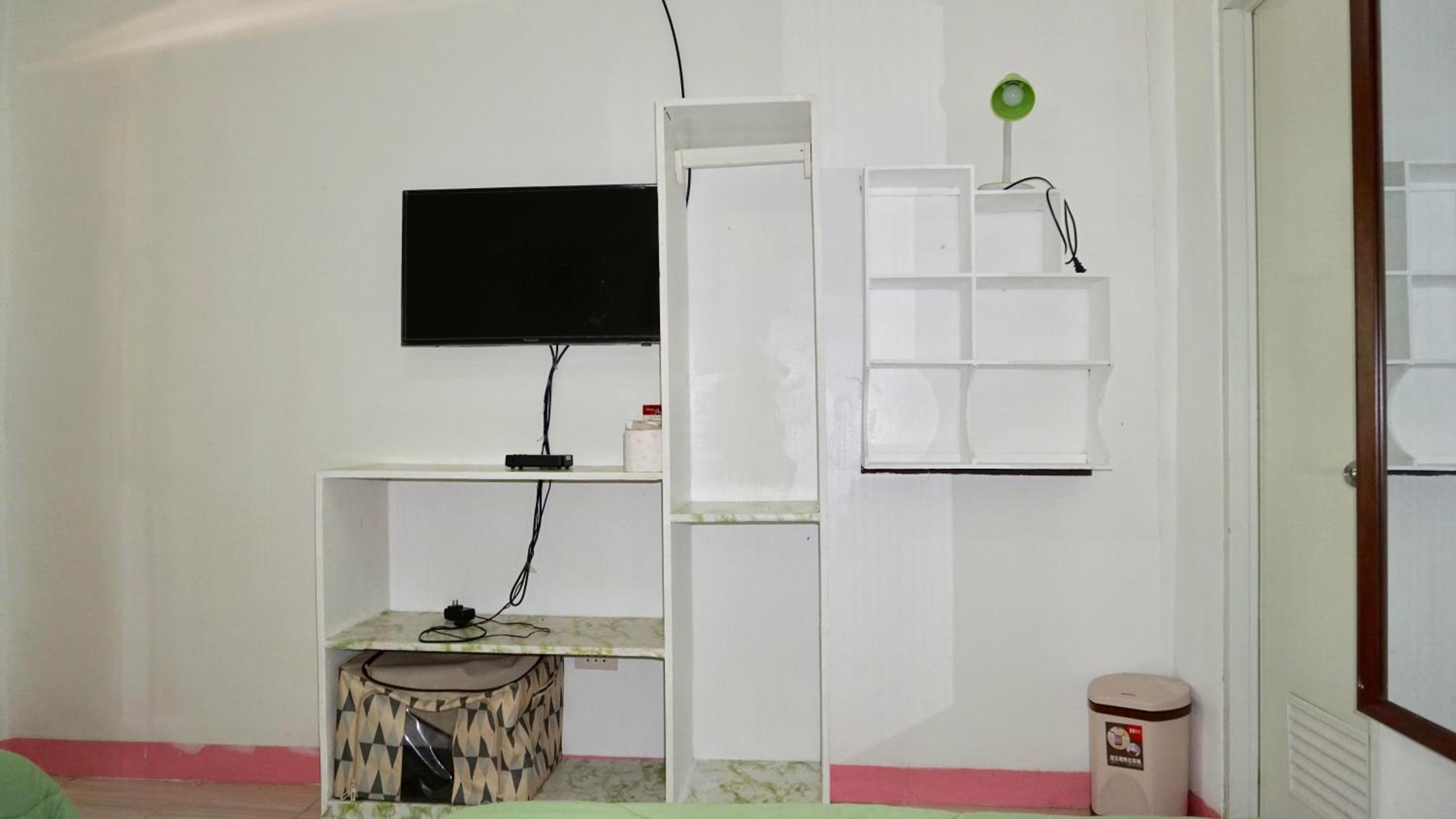 Deluxe Double Room - Photo 23