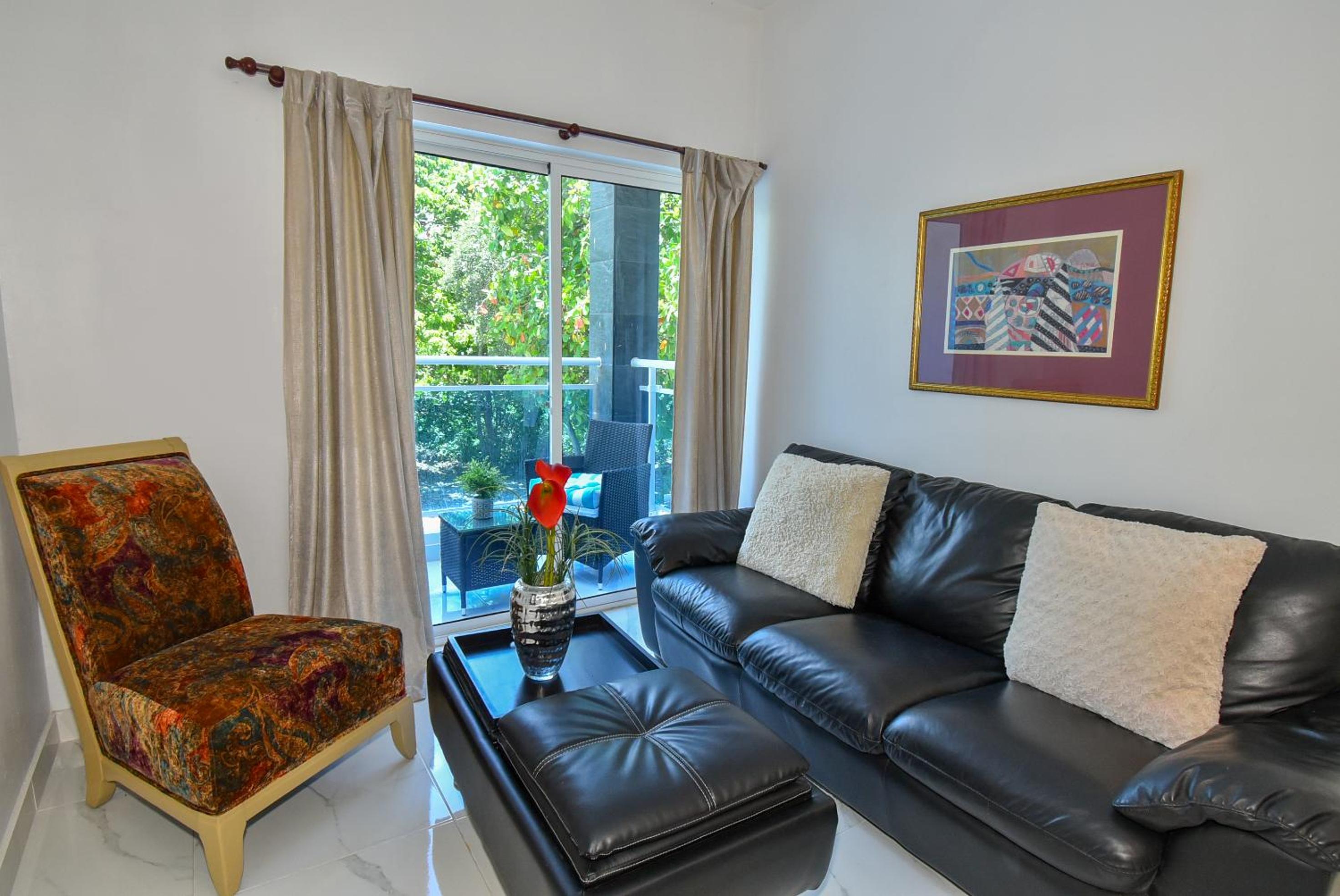 Deluxe Apartment photo 2