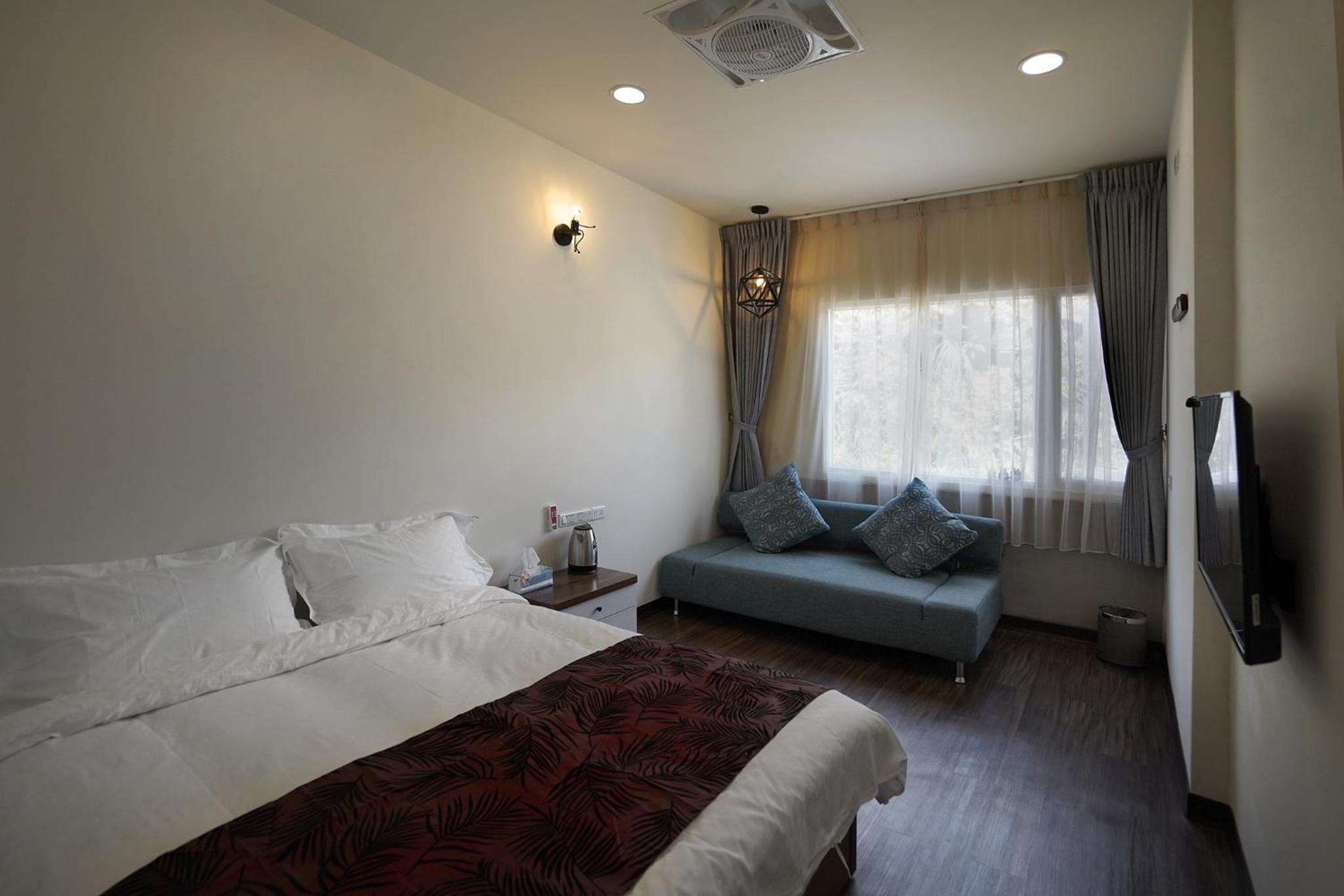 Double Room with Private Bathroom photo 3