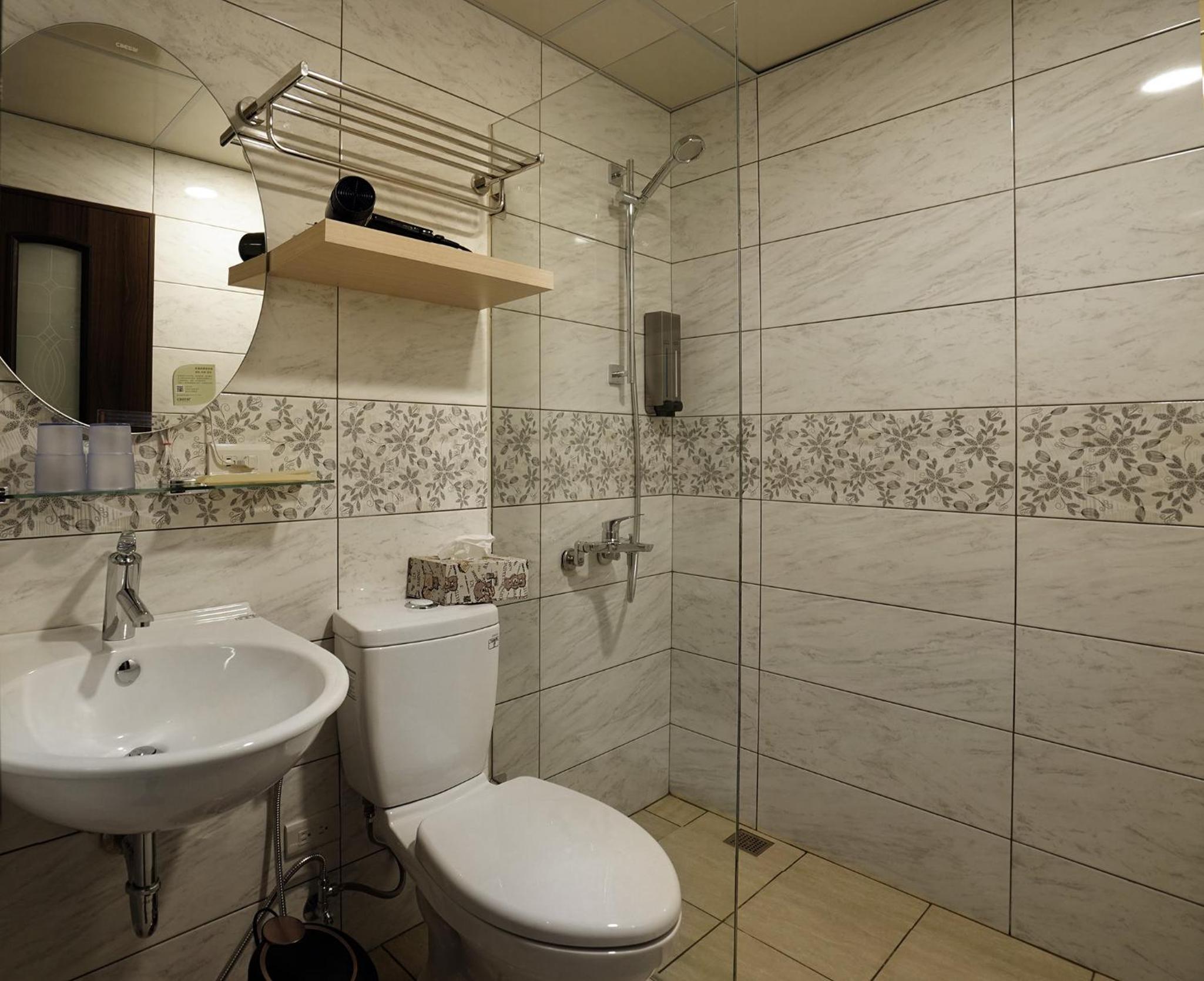 Double Room With Private Bathroom photo 2