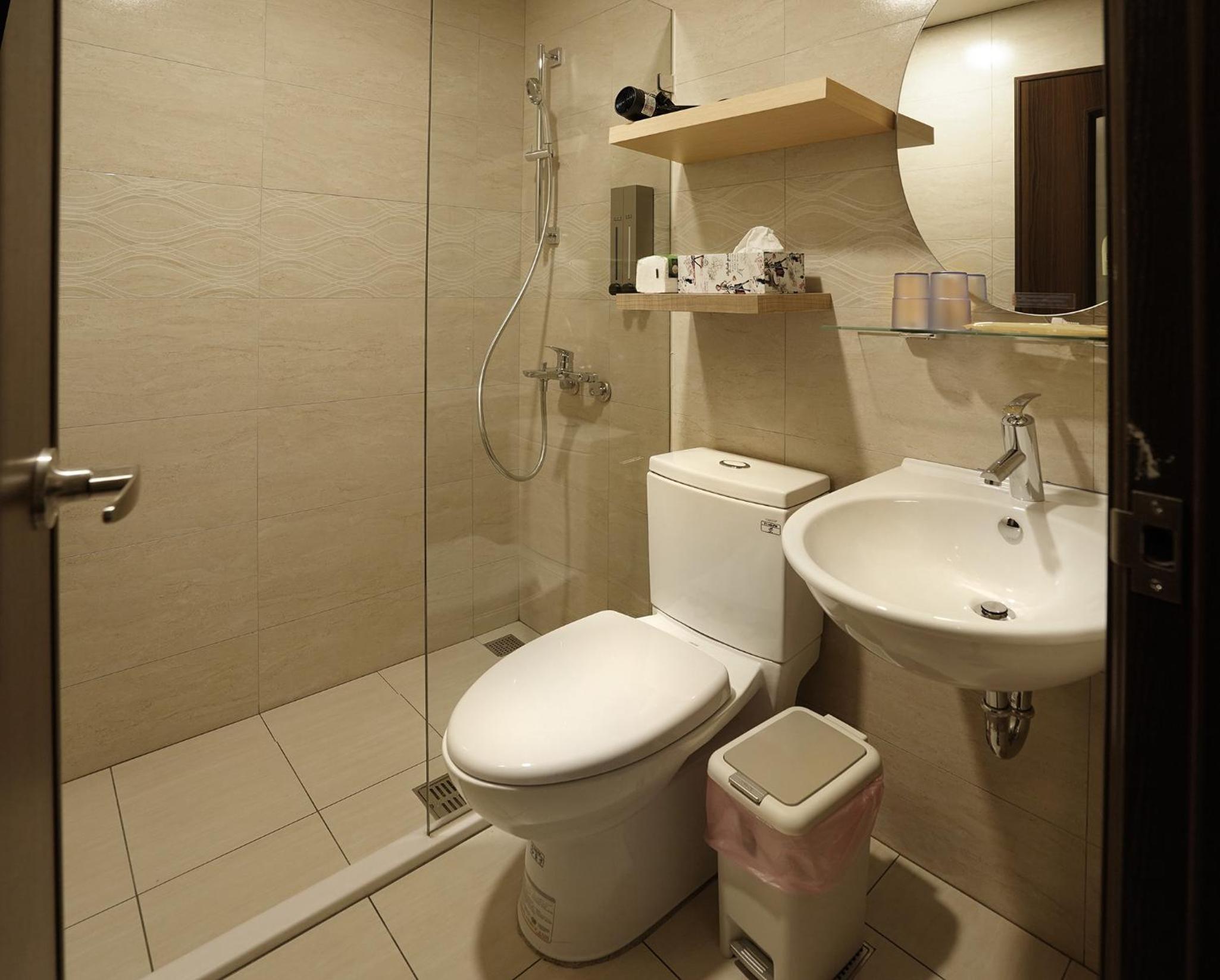 Double Room With Private Bathroom photo 2