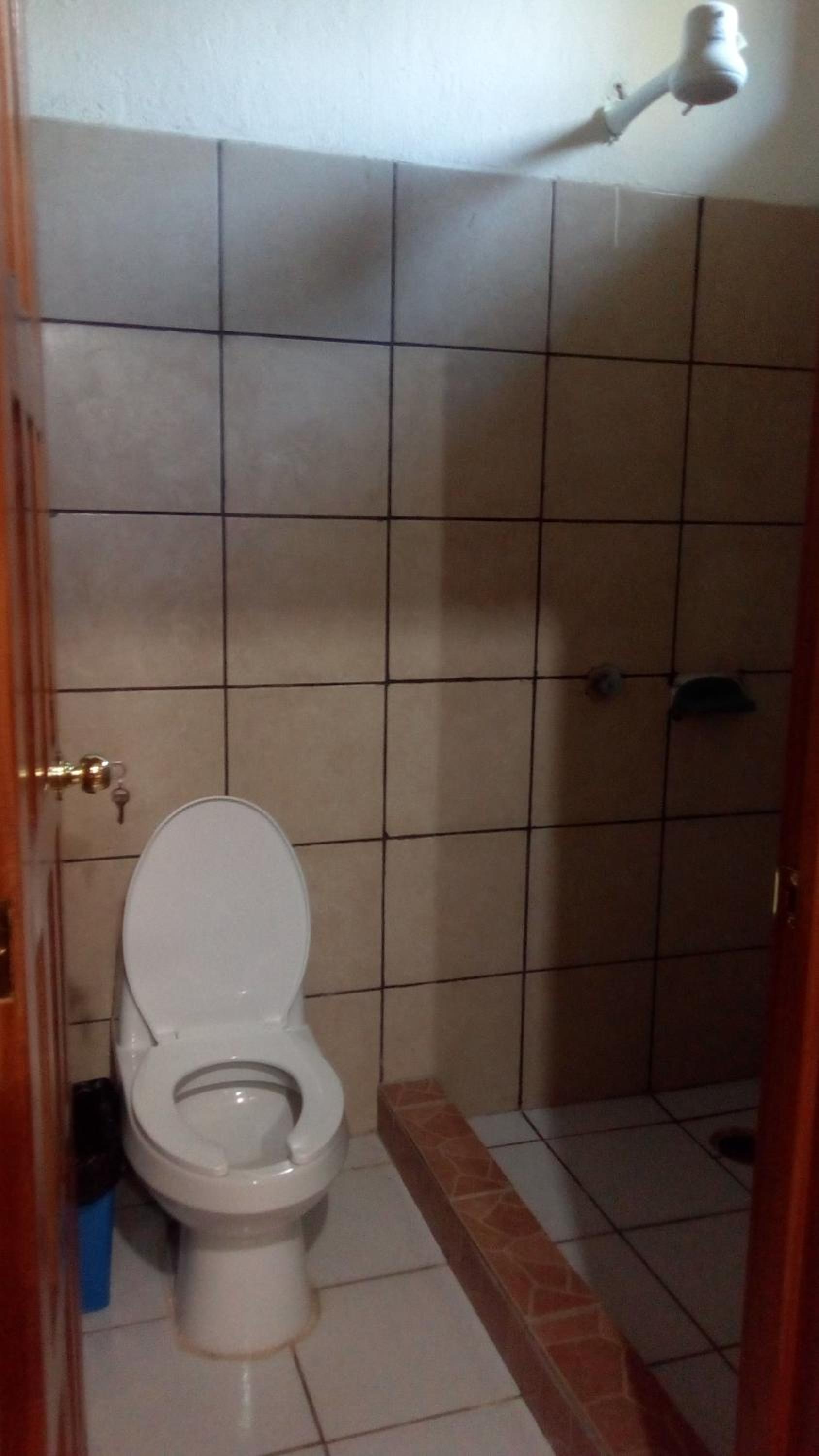Triple Room - Photo 6