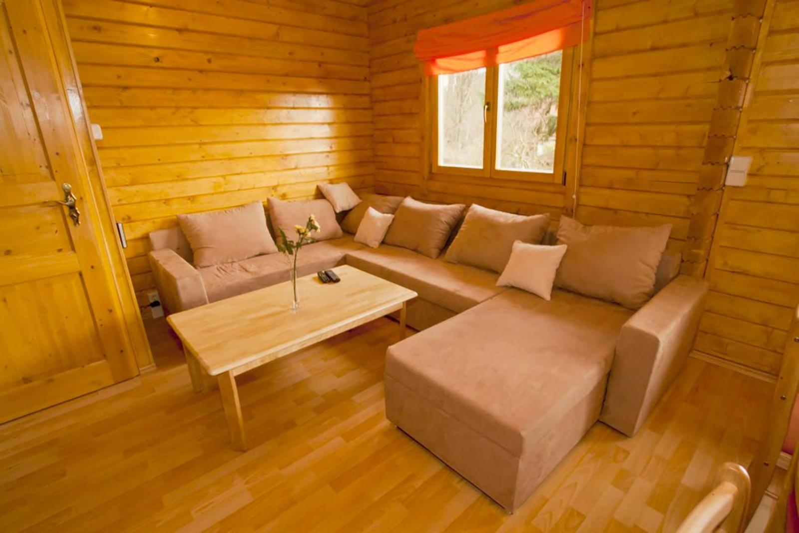 Log Cabin 1 photo 1