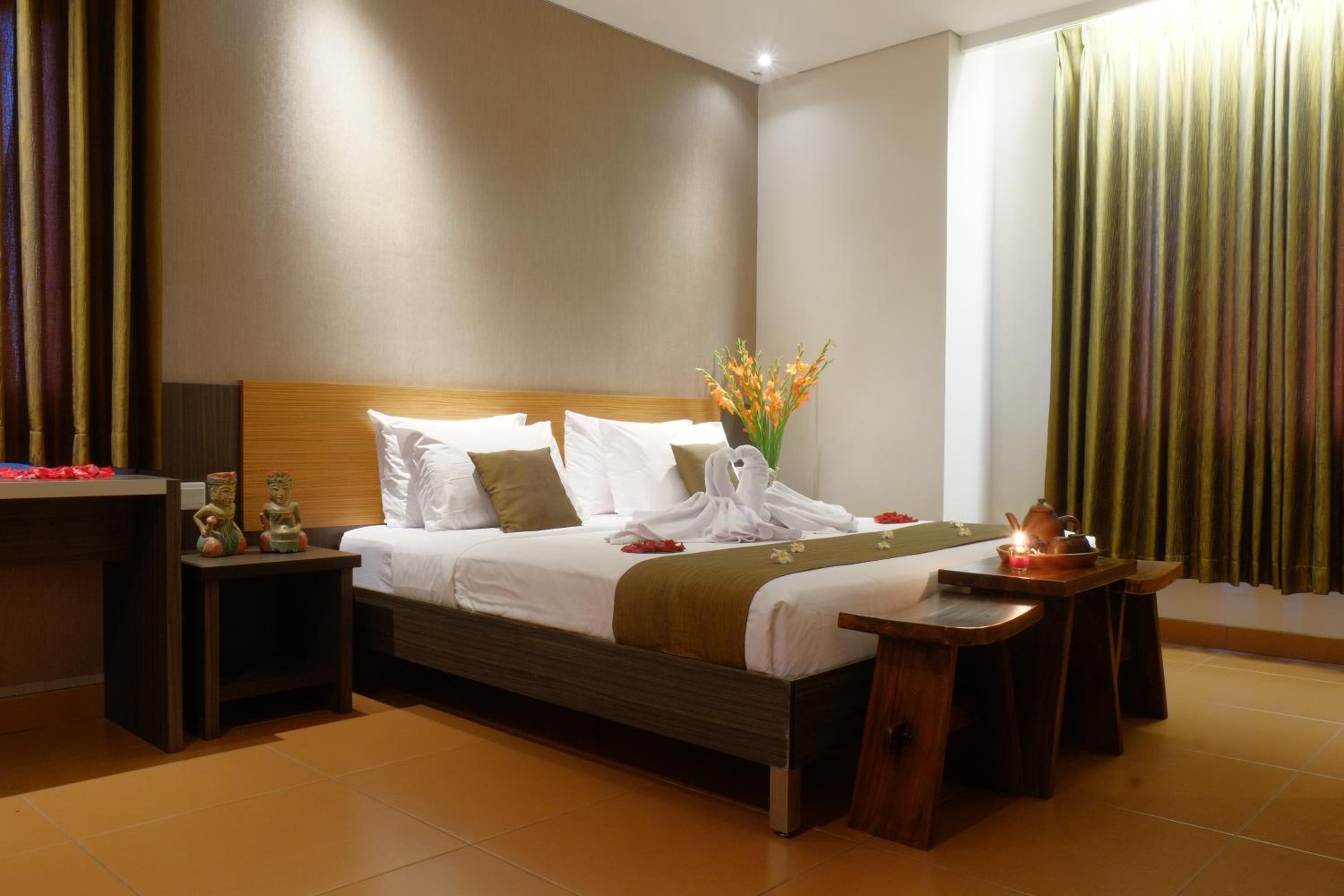 Suite Room - Room Only - Photo 5
