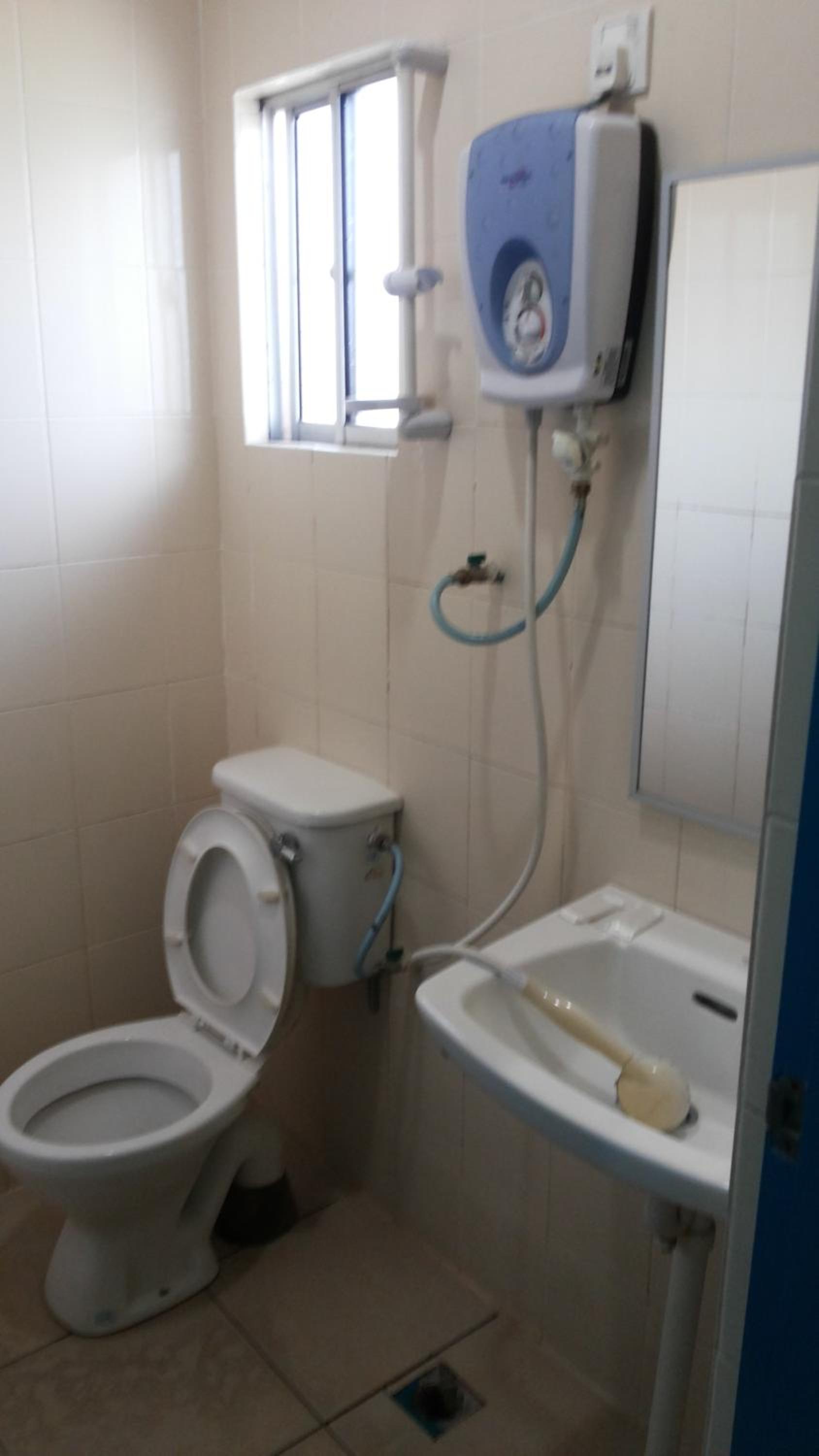 Standard Twin Room - Photo 5