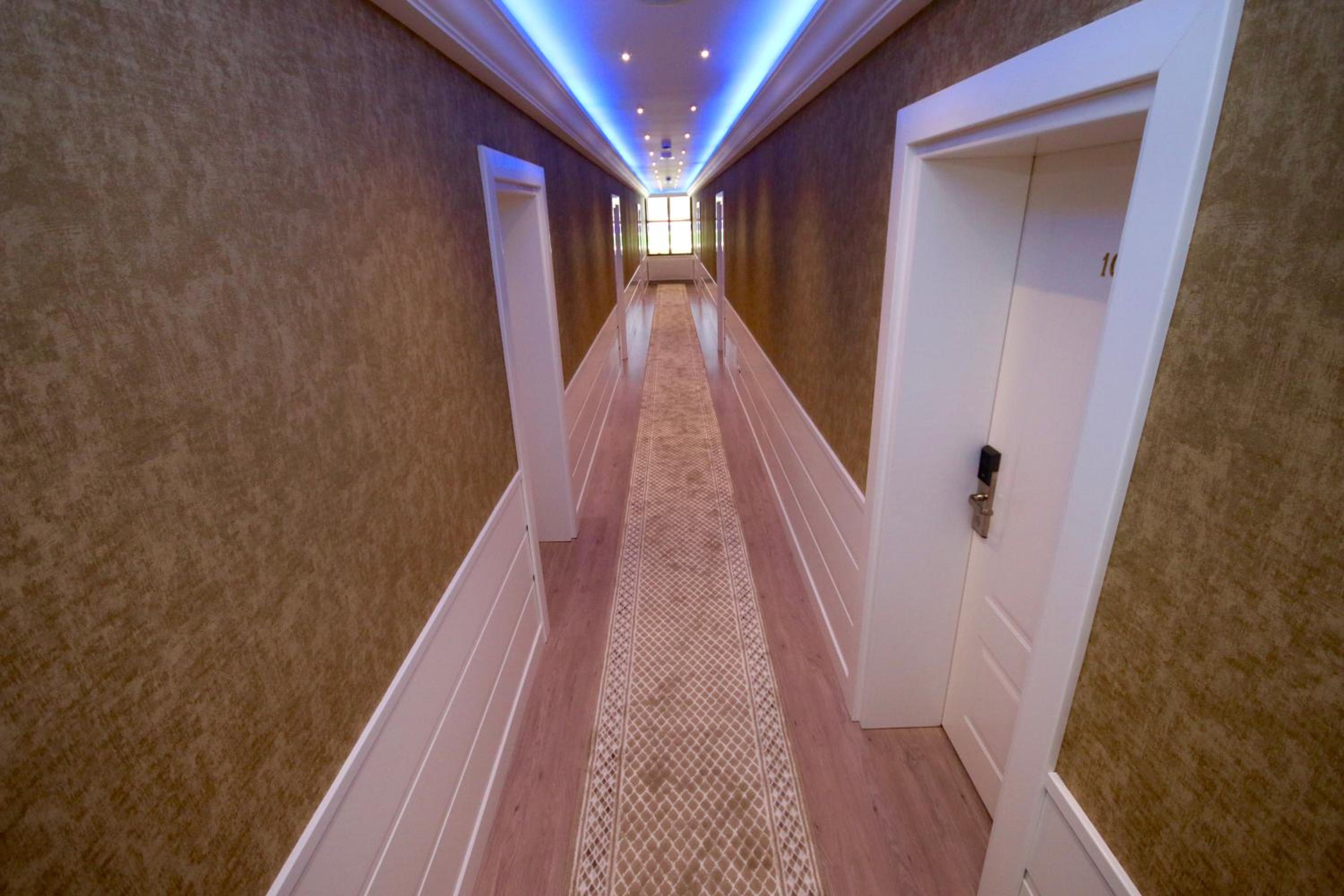 King Room with Balcony