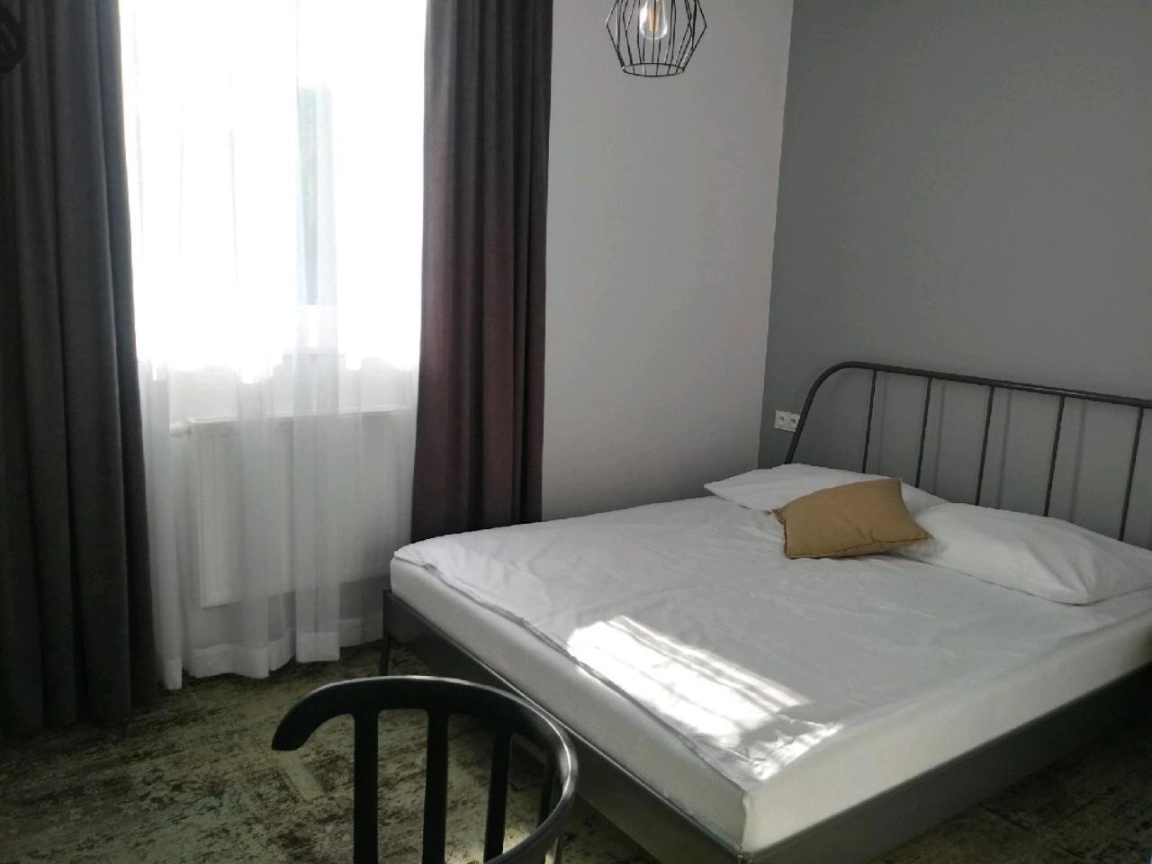 Economy Double Room - Photo 2