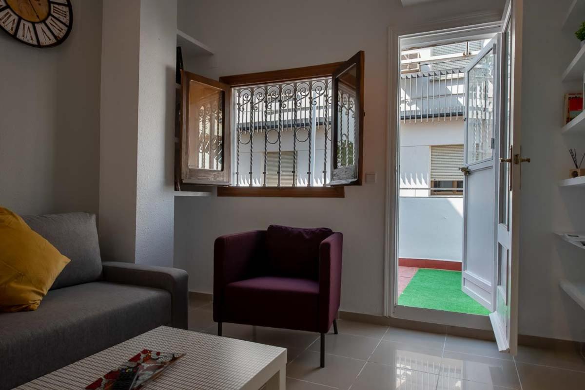 One-Bedroom Apartment - Photo 5