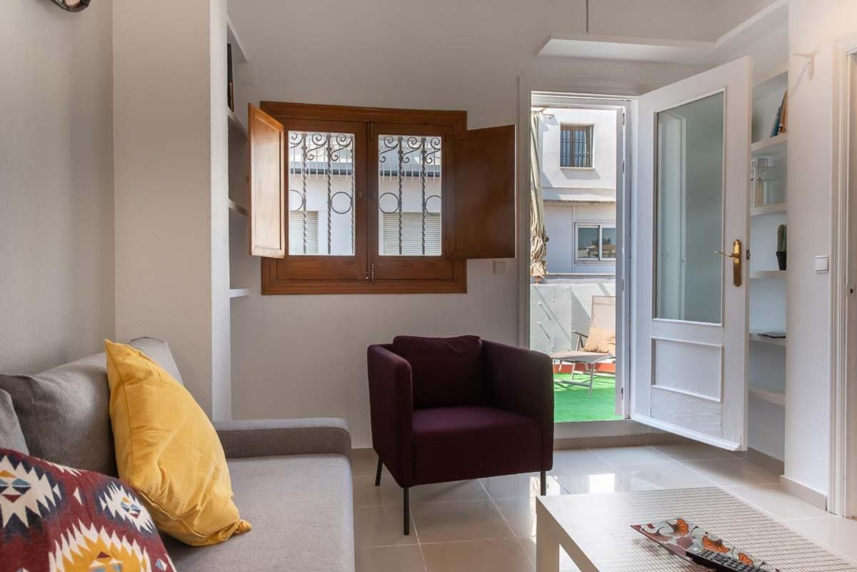 One-Bedroom Apartment - Photo 7