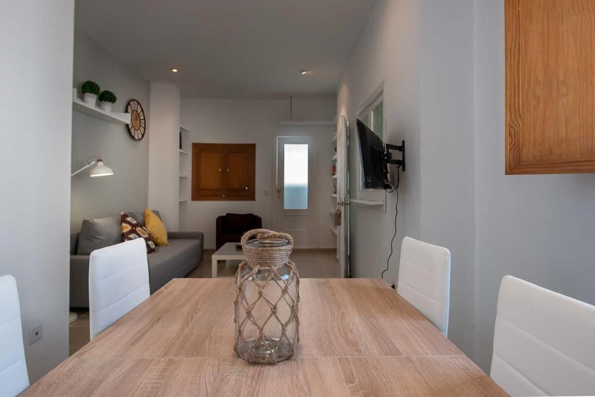 One-Bedroom Apartment - Photo 10