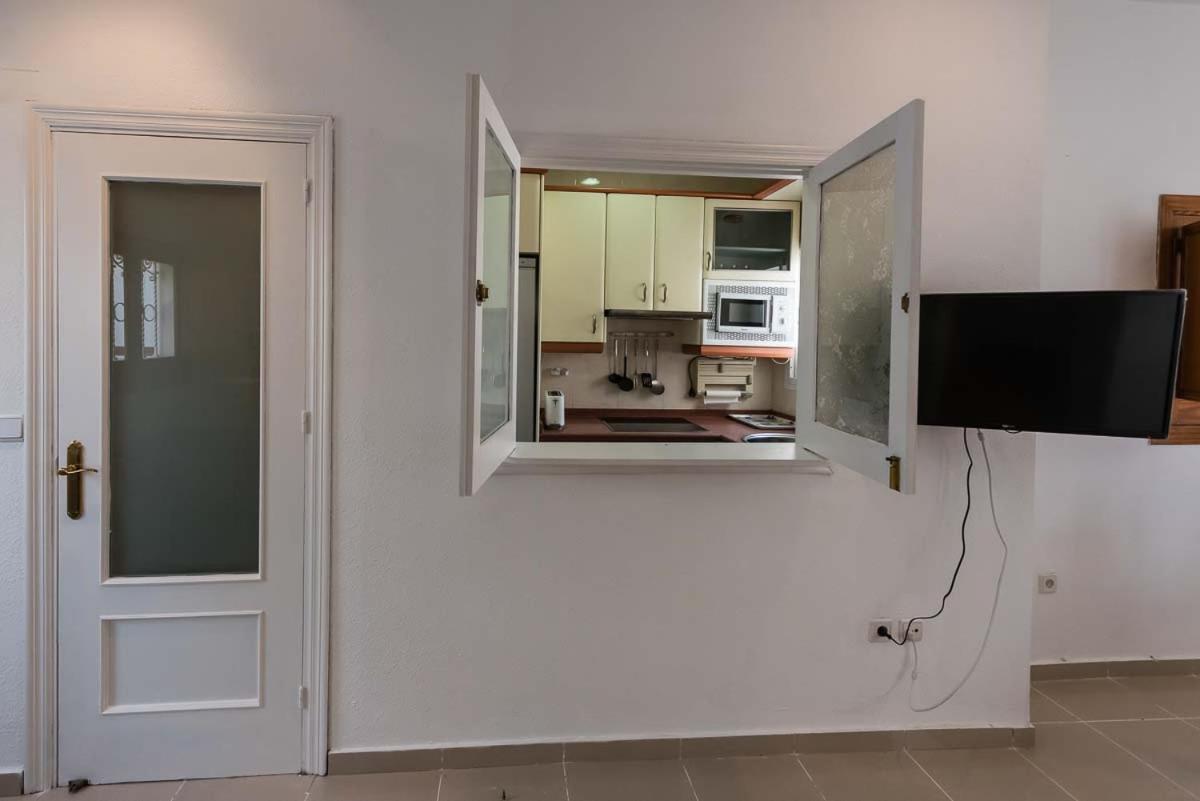 One-Bedroom Apartment - Photo 21