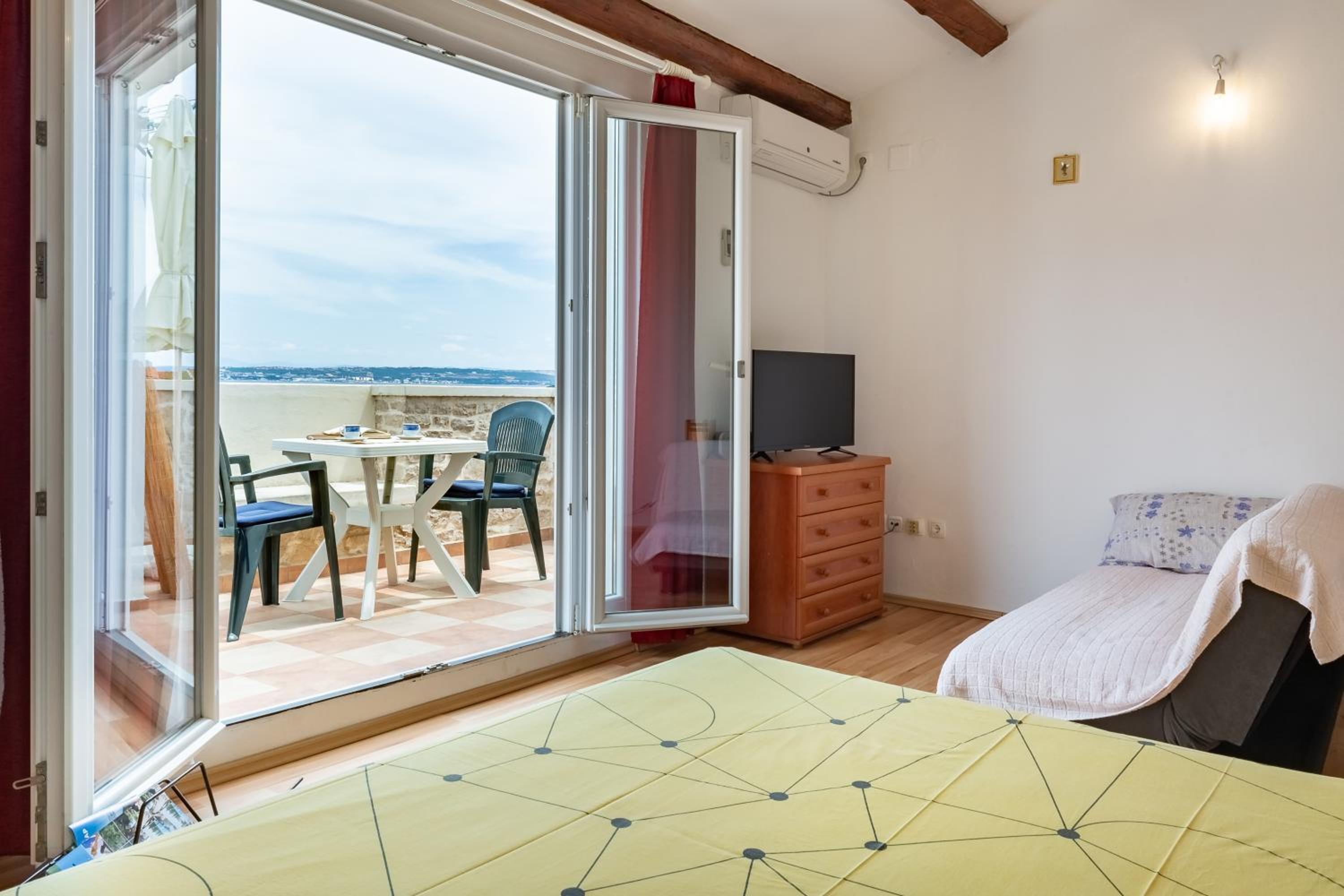 Apartment with Sea View